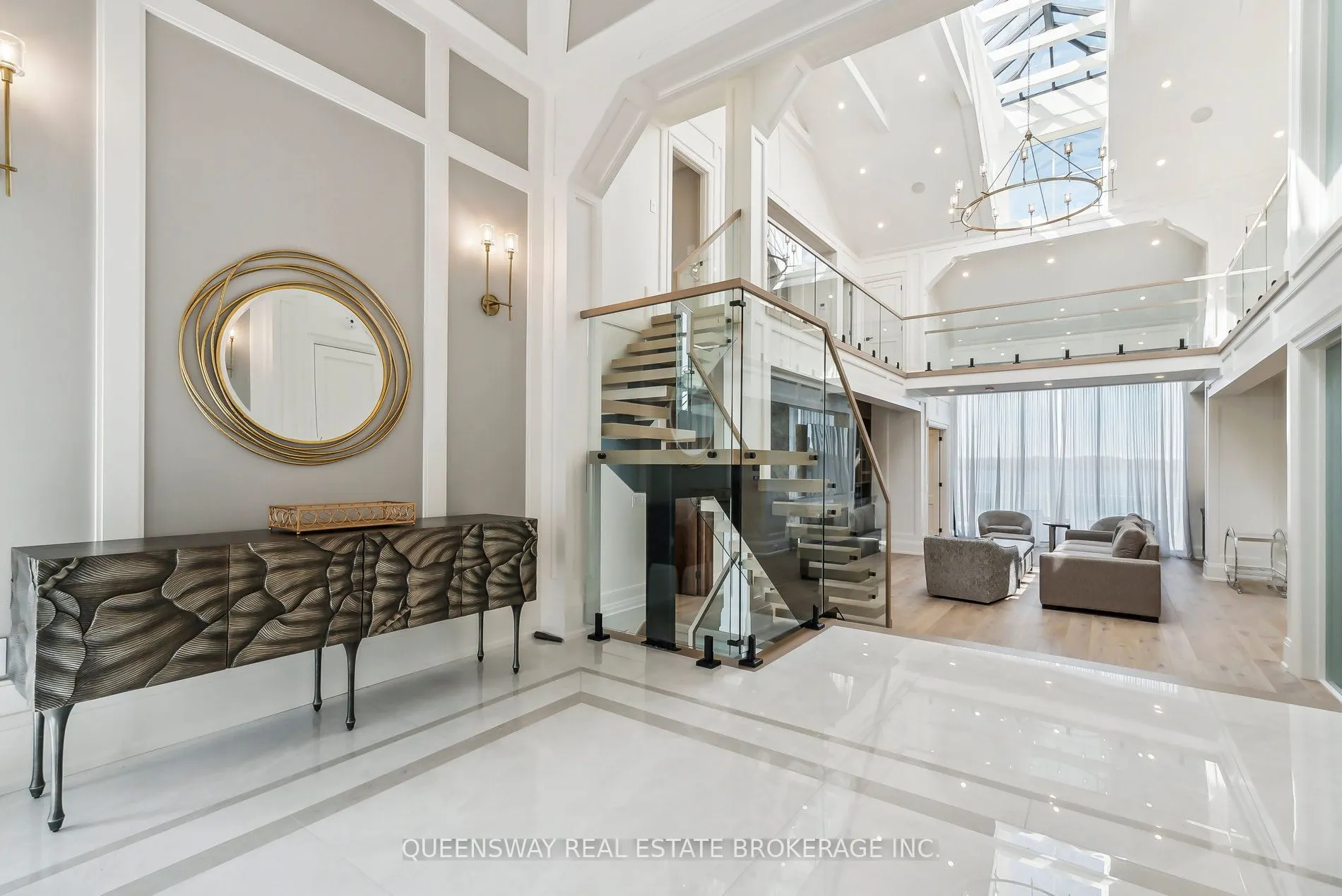 36 Pioneer Trail