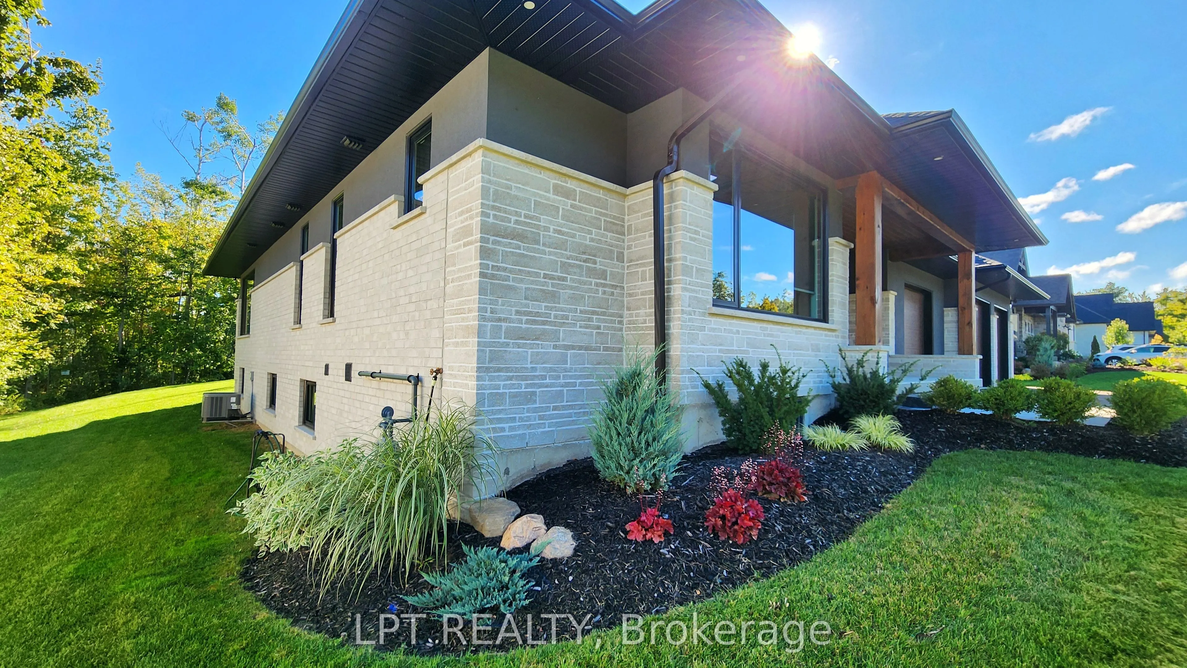 15 Byers Street