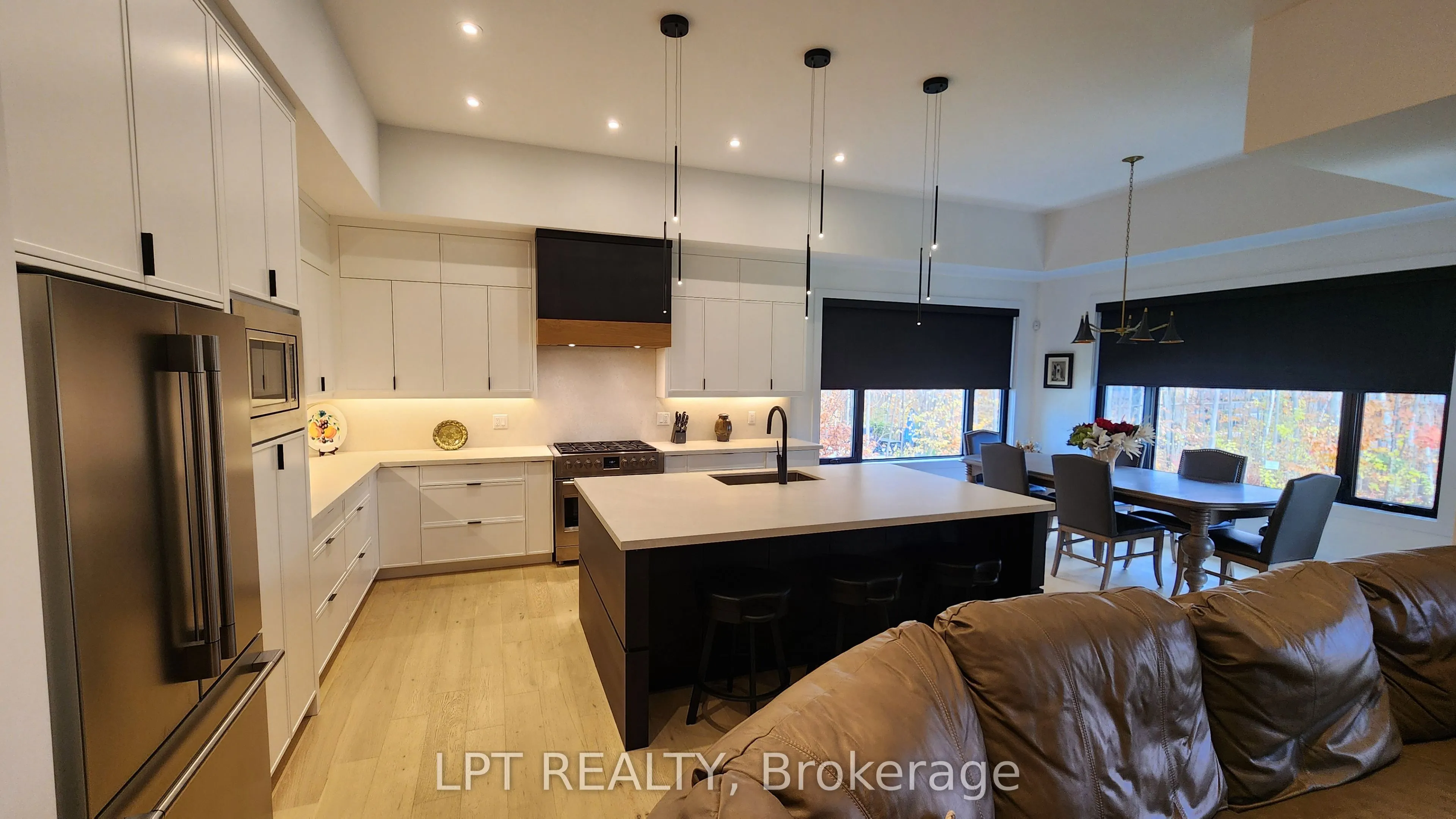 15 Byers Street