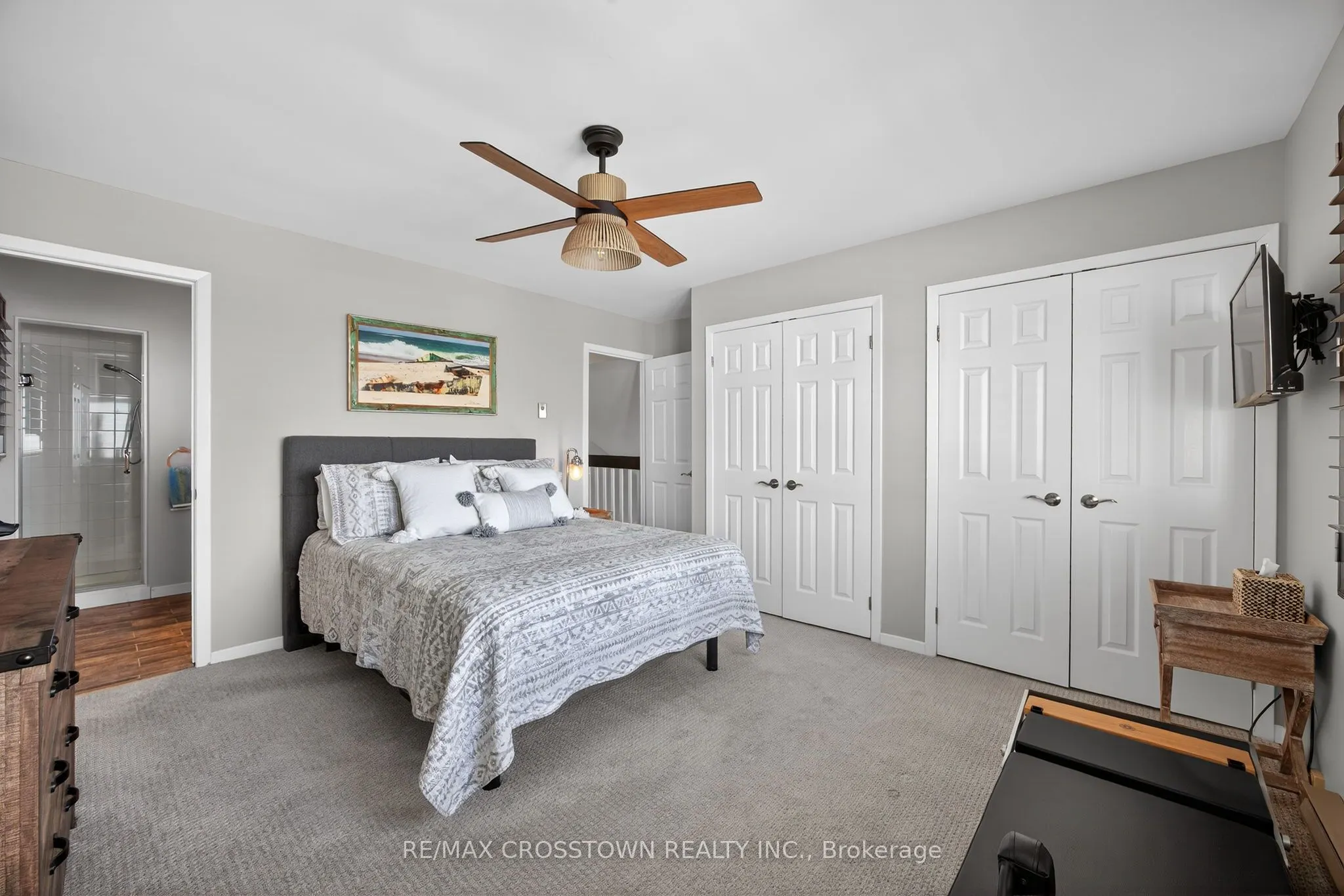 167 Lakeshore Road W