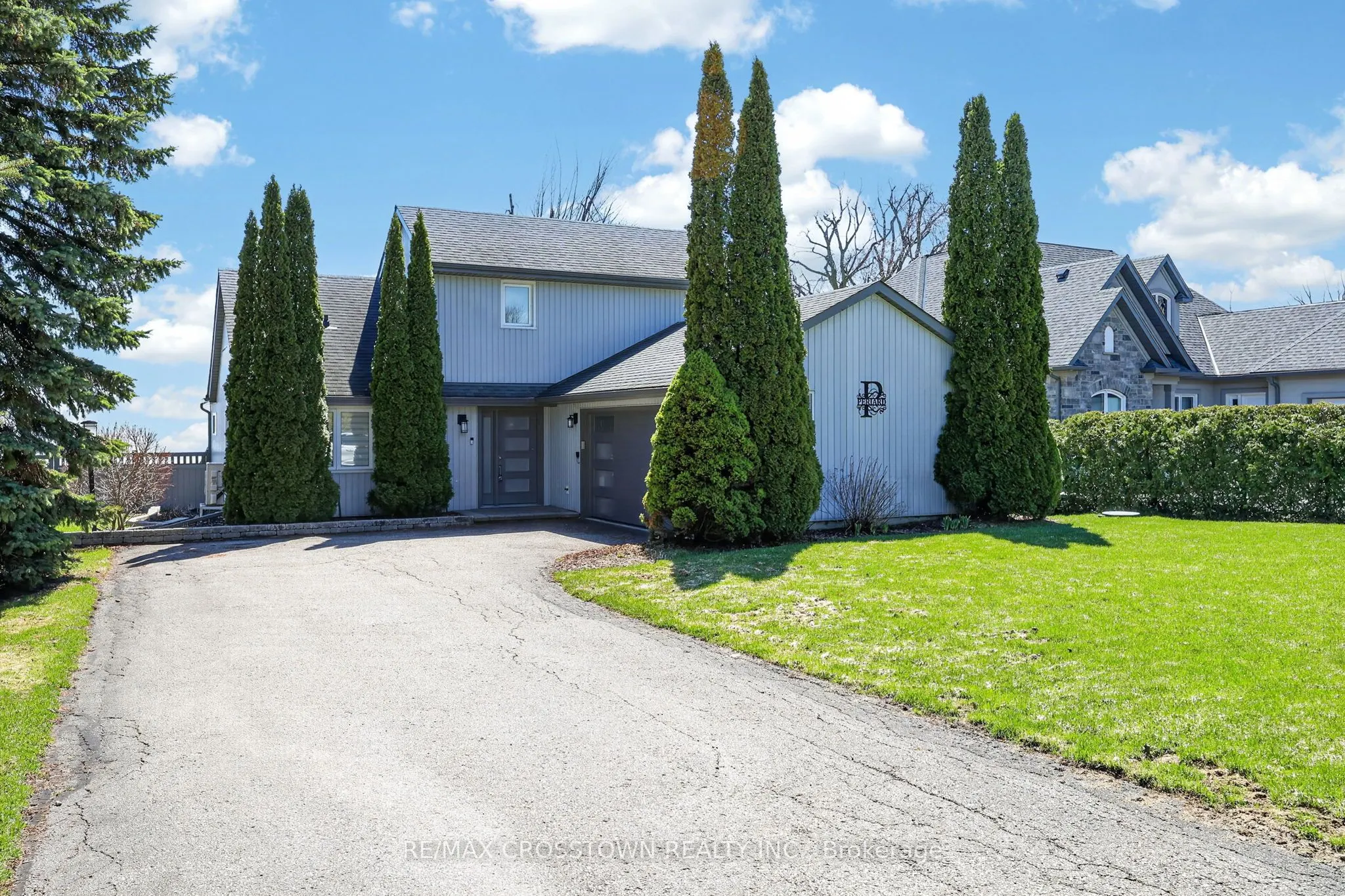 167 Lakeshore Road W