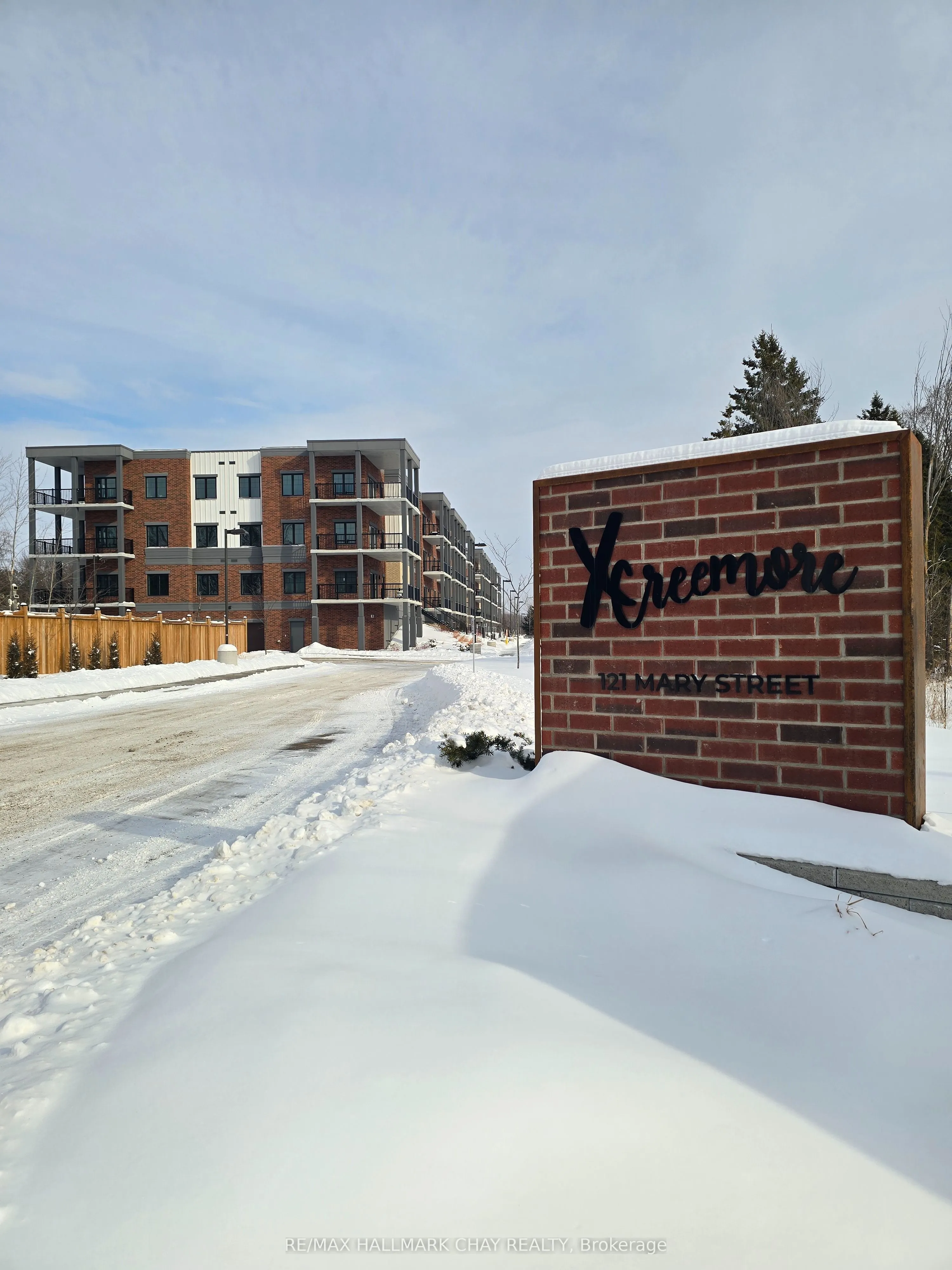 121 Mary Street #224
