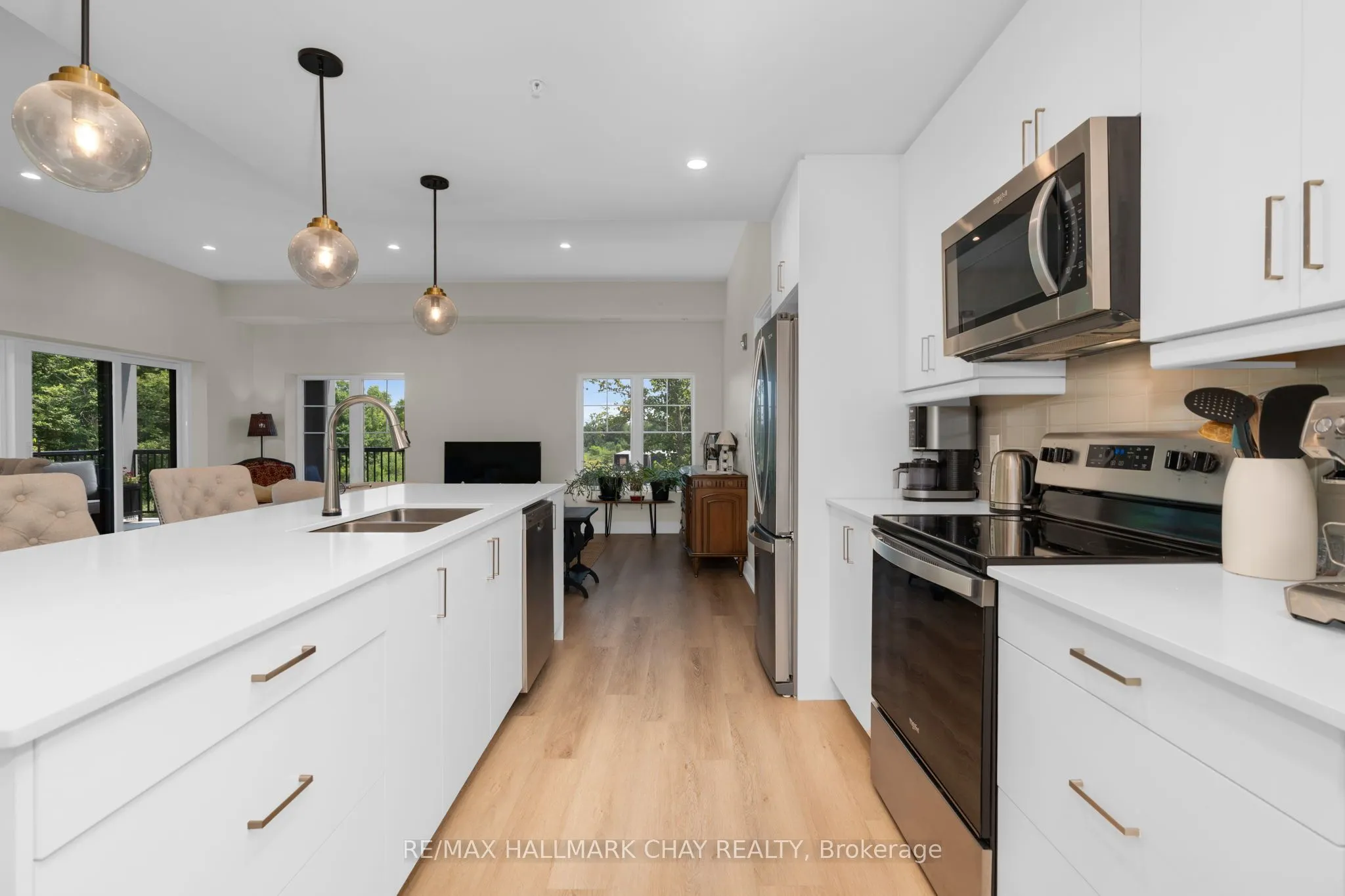 121 Mary Street #224