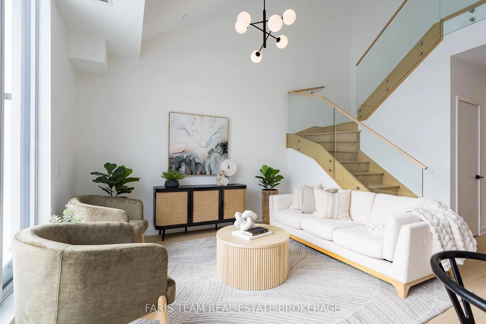 31 Huron Street #611