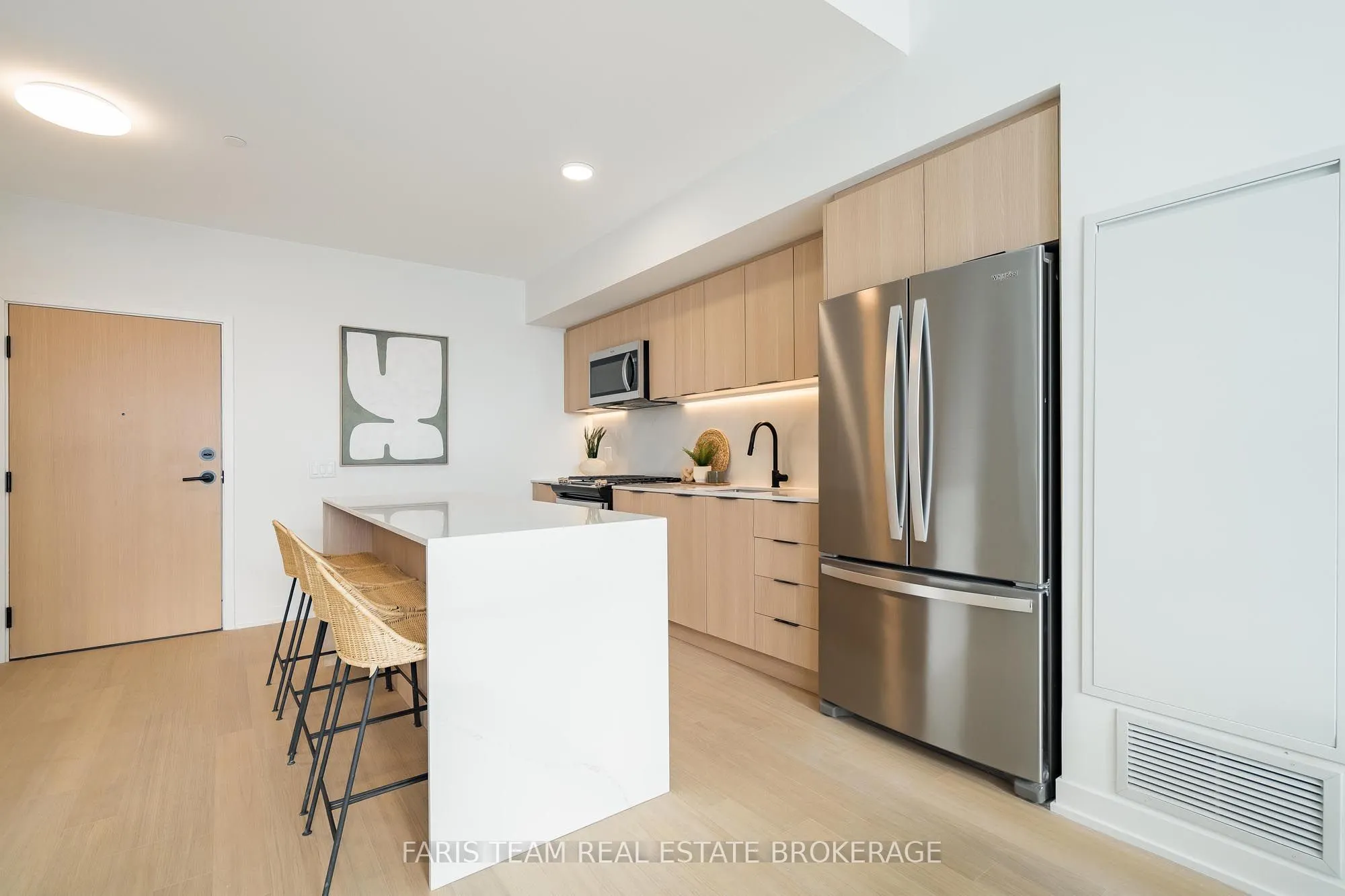 31 Huron Street #611