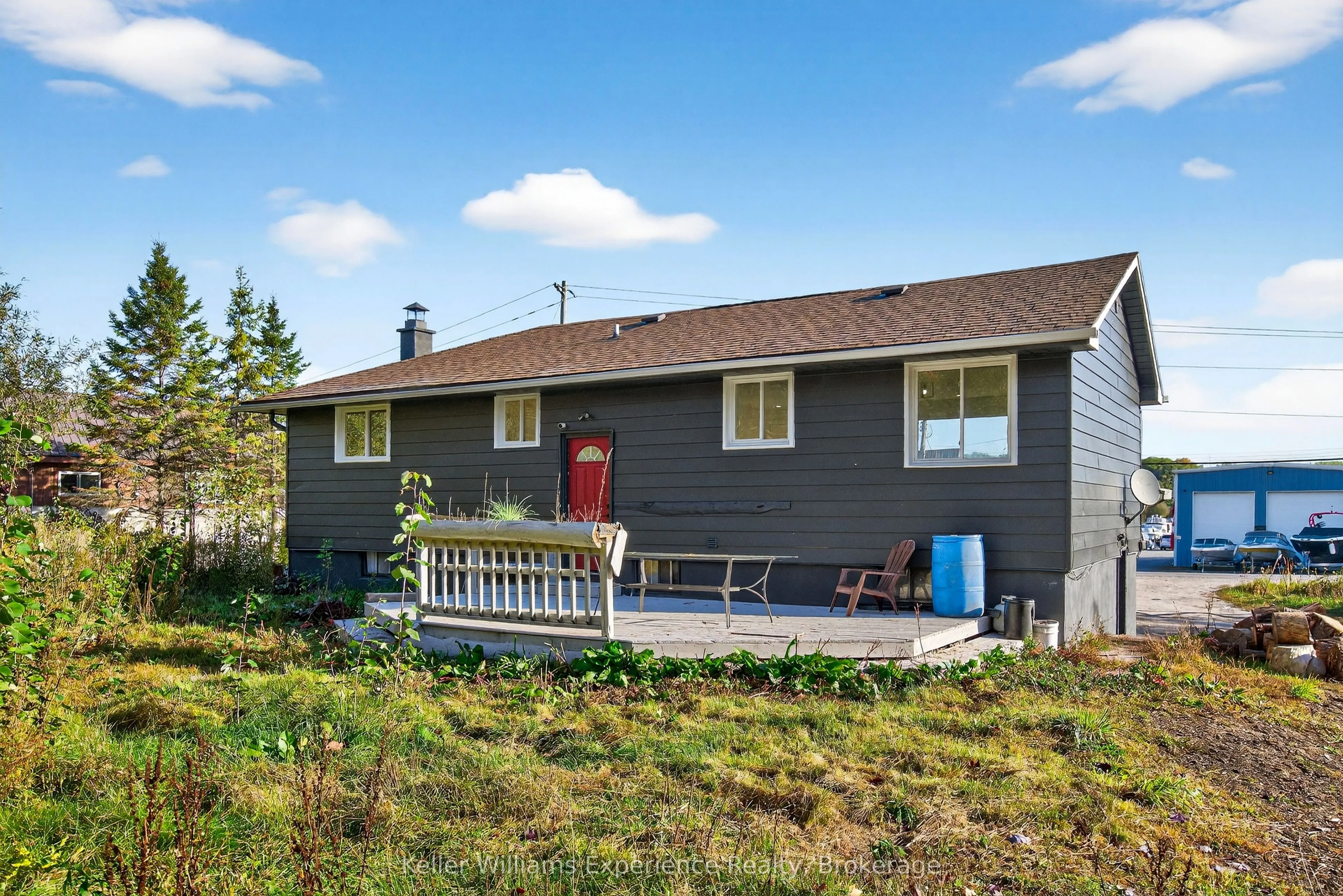 556 Champlain Road