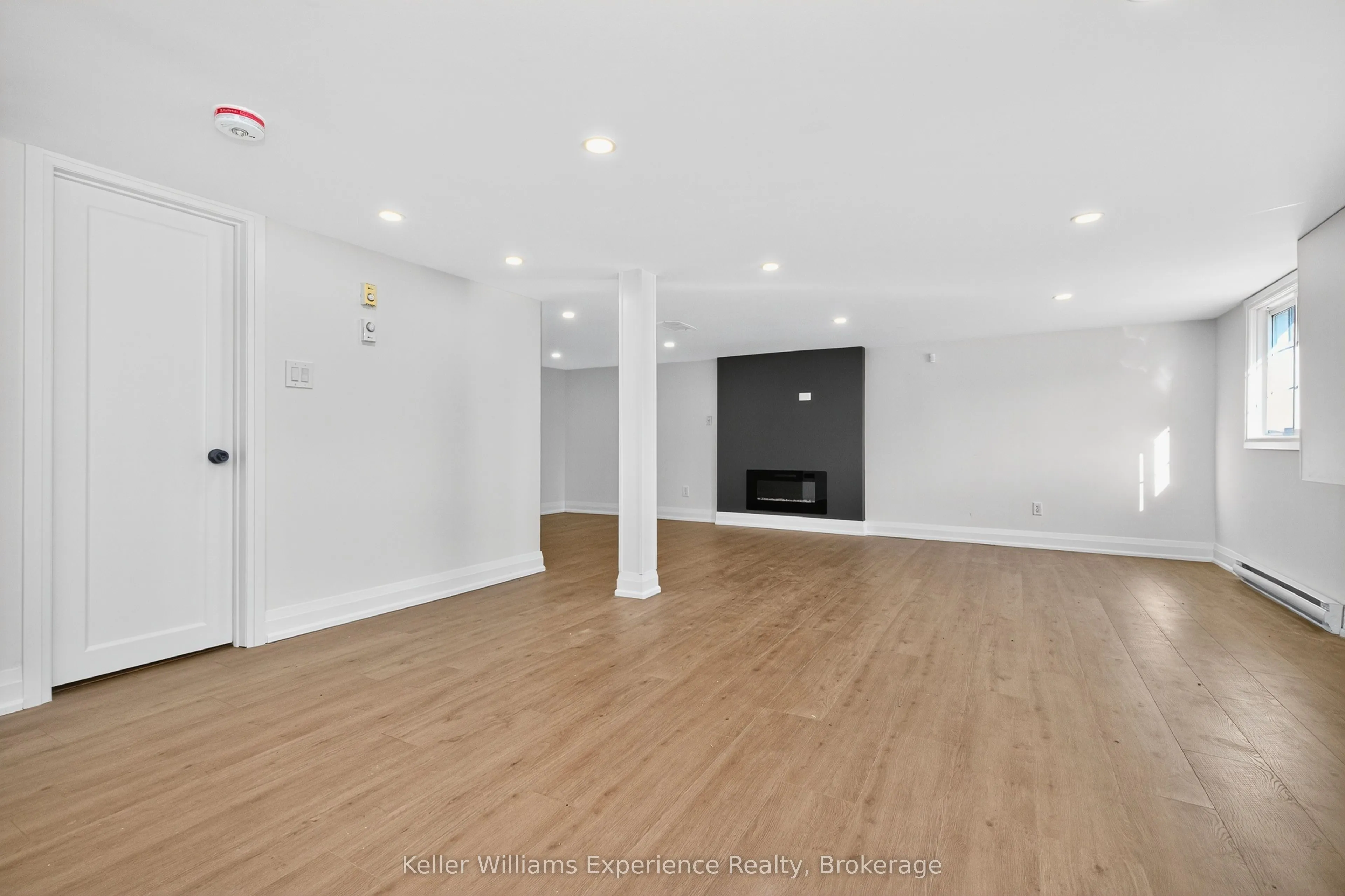 556 Champlain Road