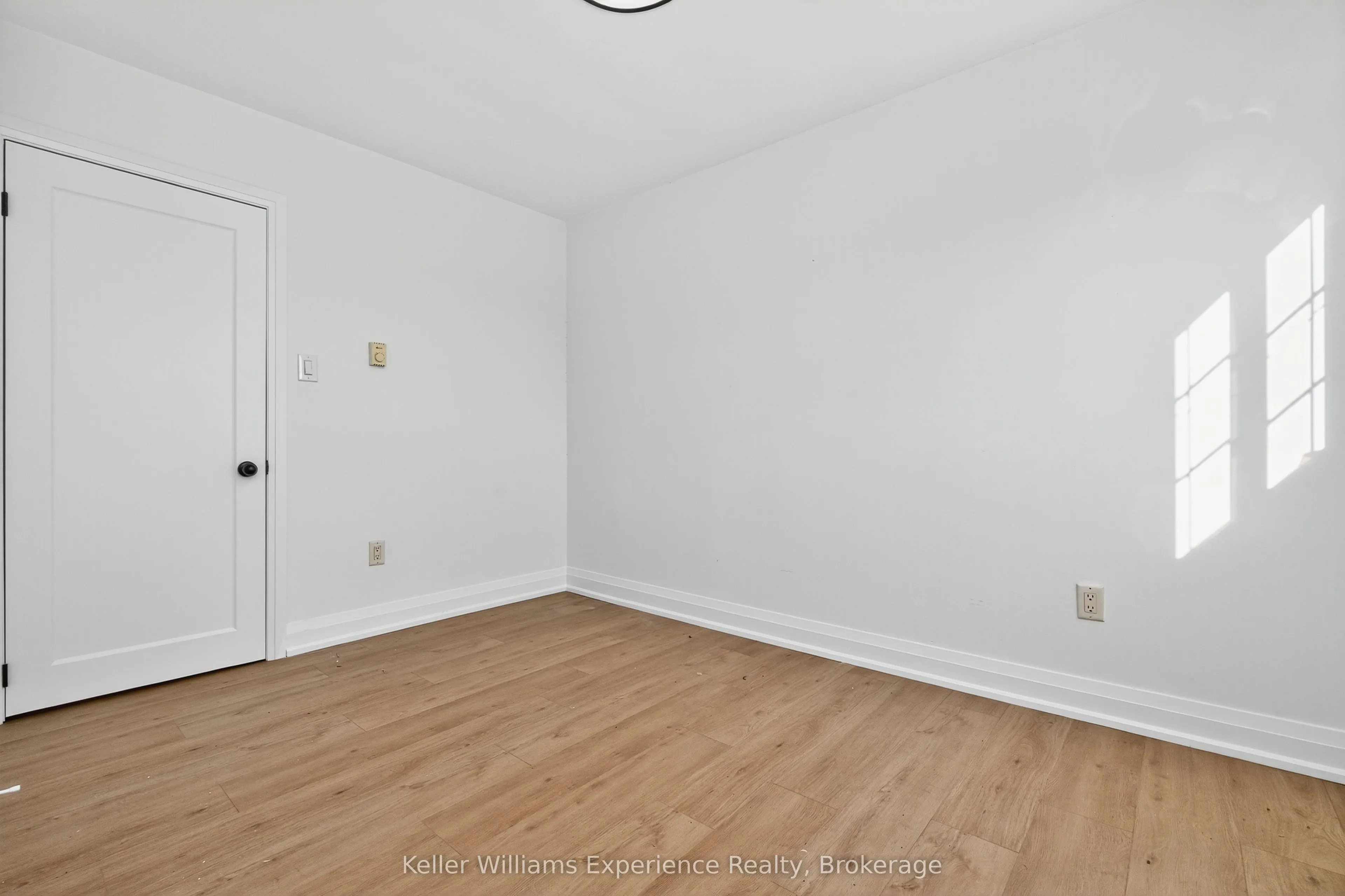 556 Champlain Road