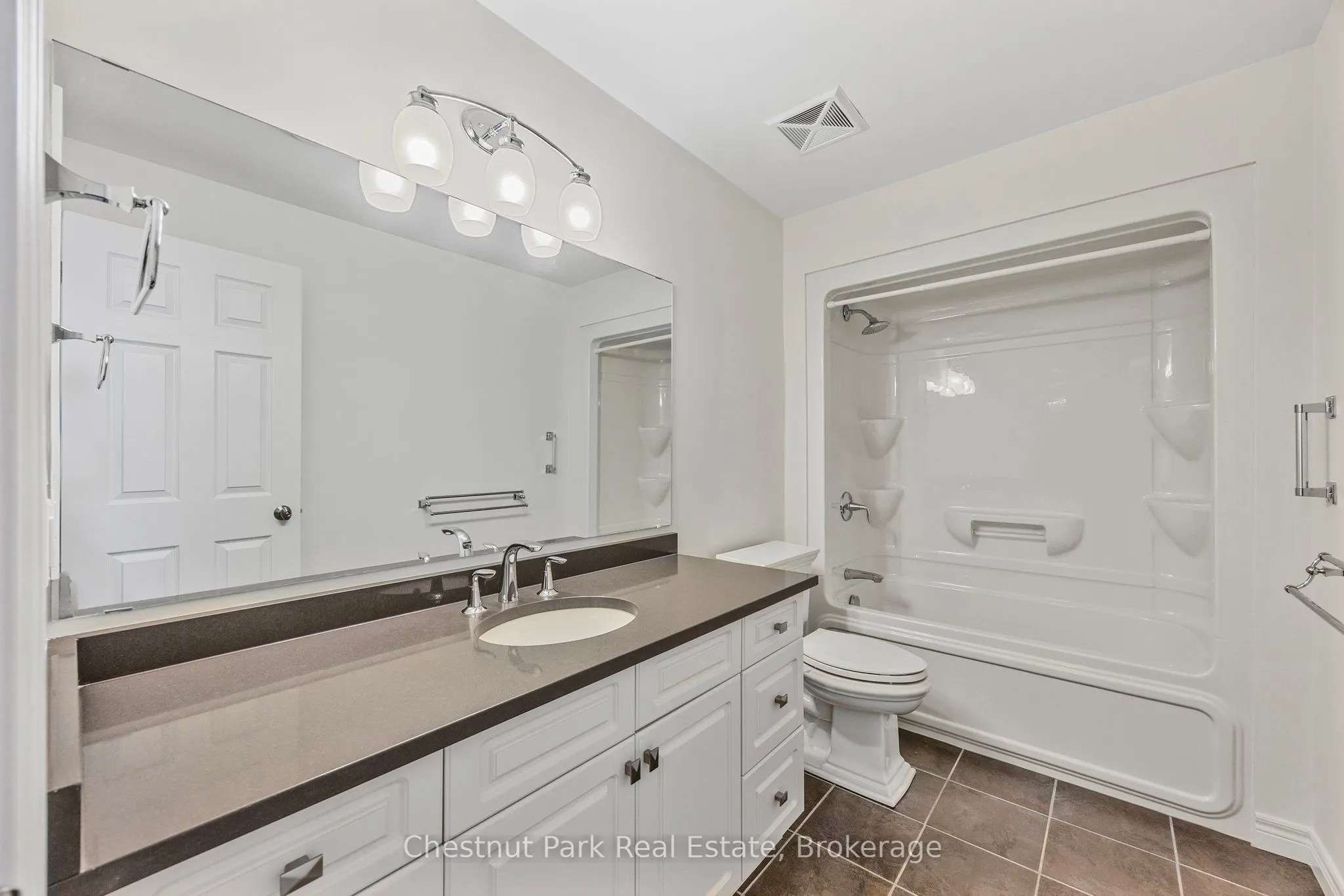 1 Chamberlain Crescent #304