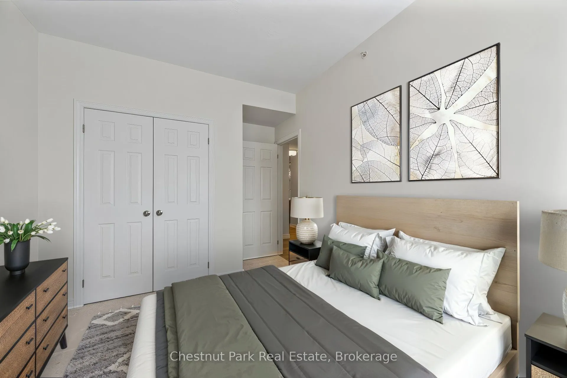 1 Chamberlain Crescent #304
