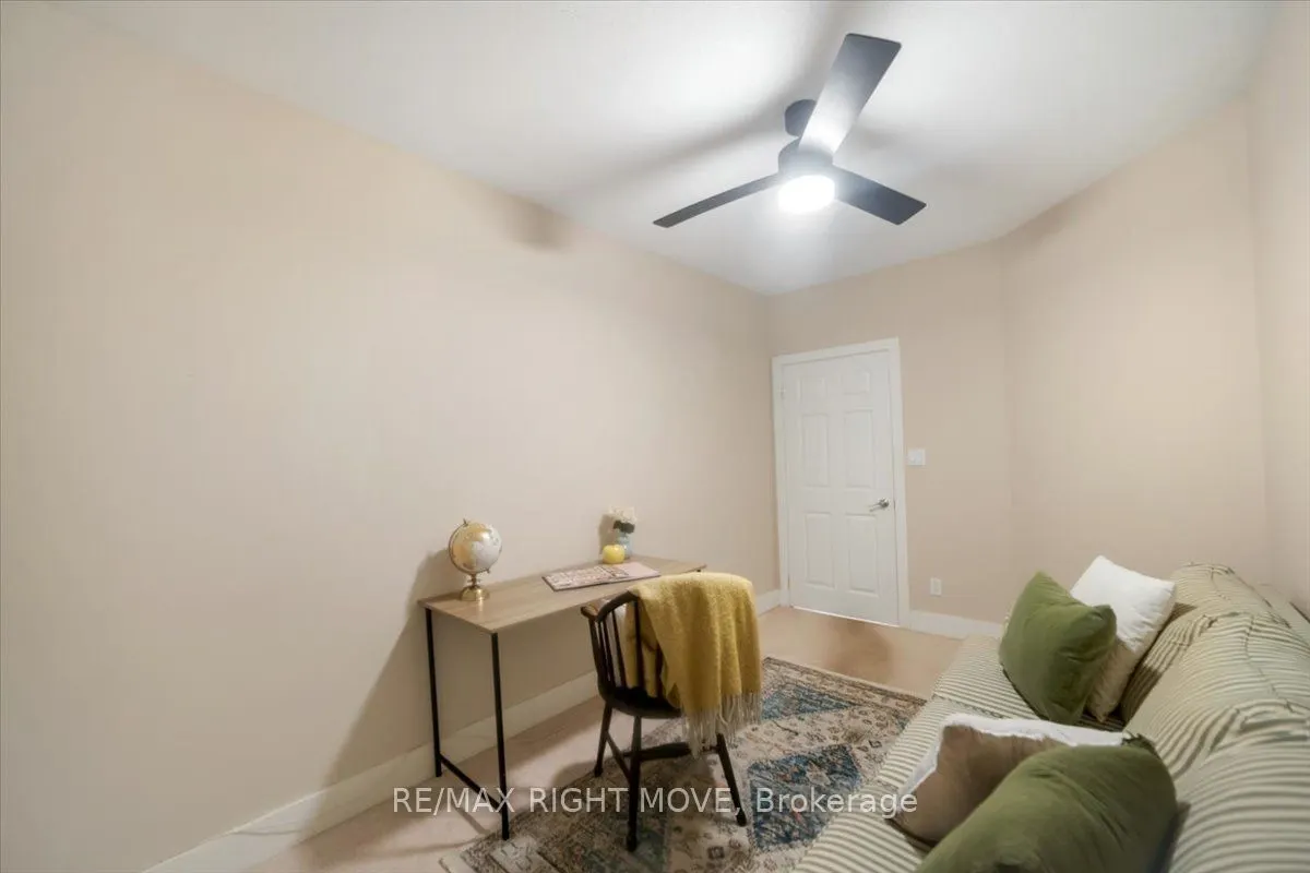 140 Cedar Island Road #109