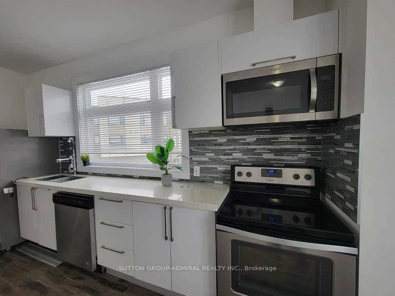 540 Essa Road #17
