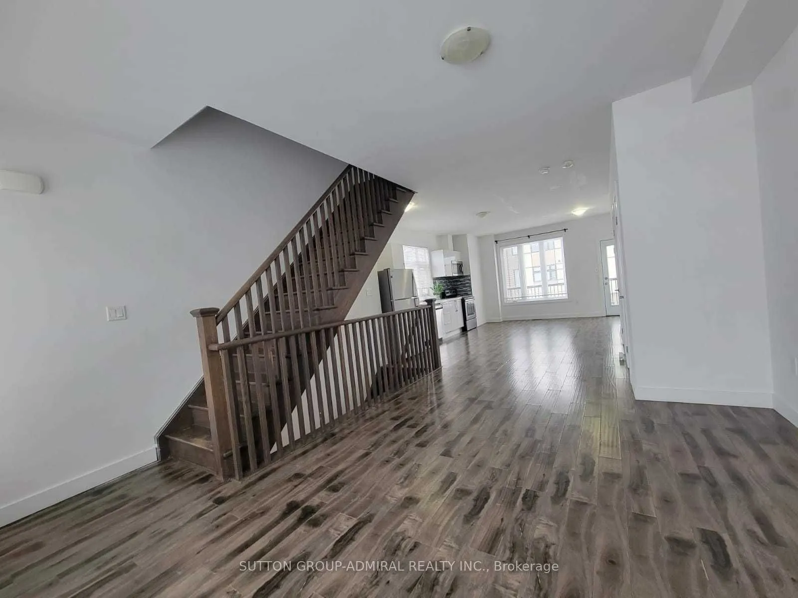 540 Essa Road #17