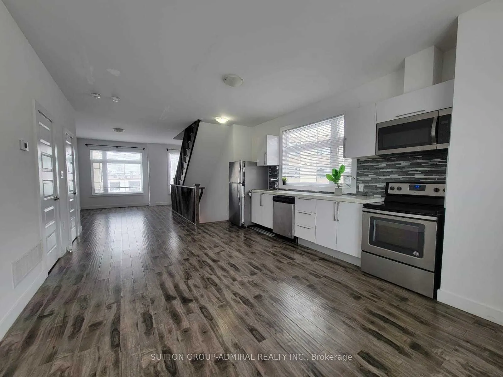 540 Essa Road #17