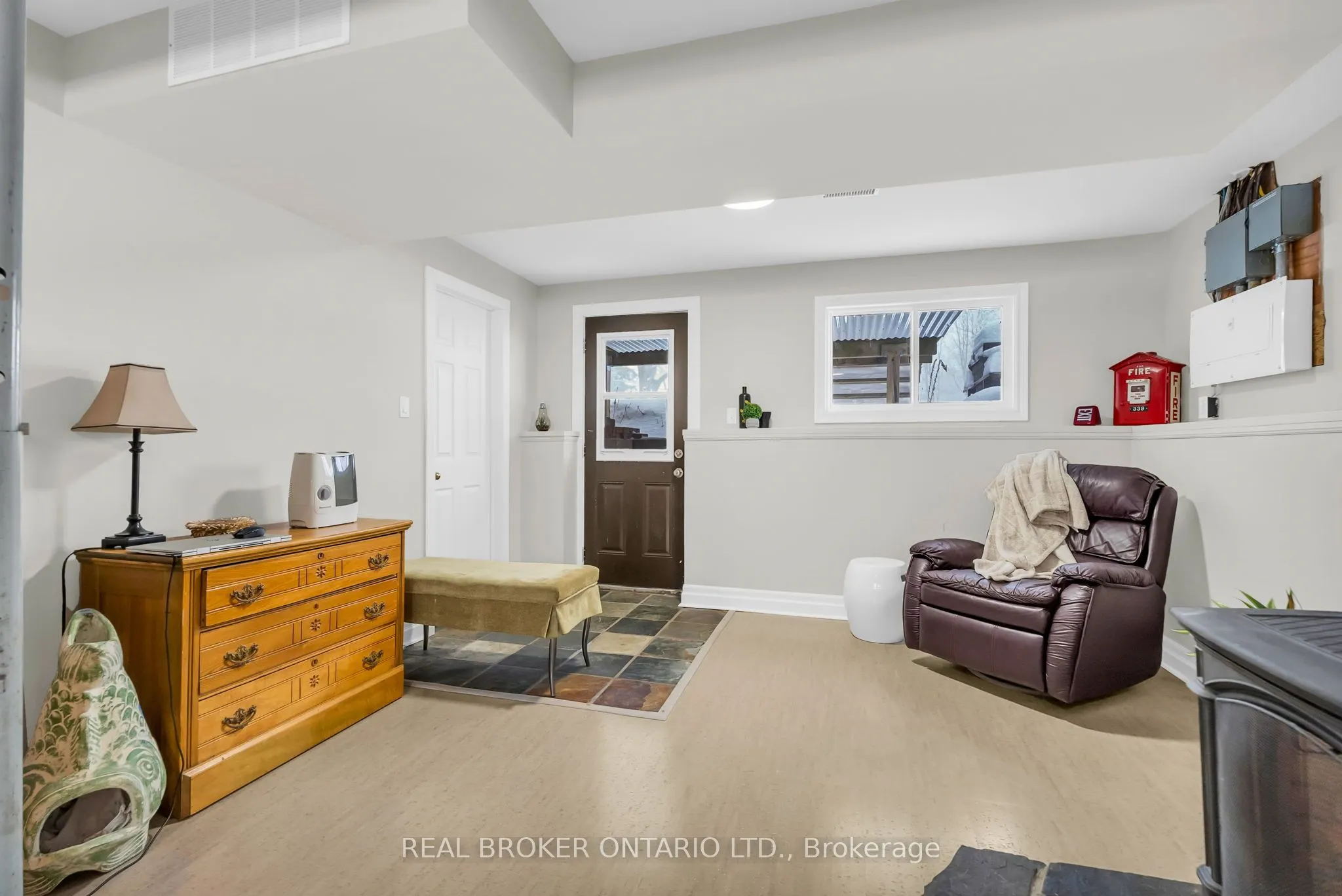 2477 Old Fort Road