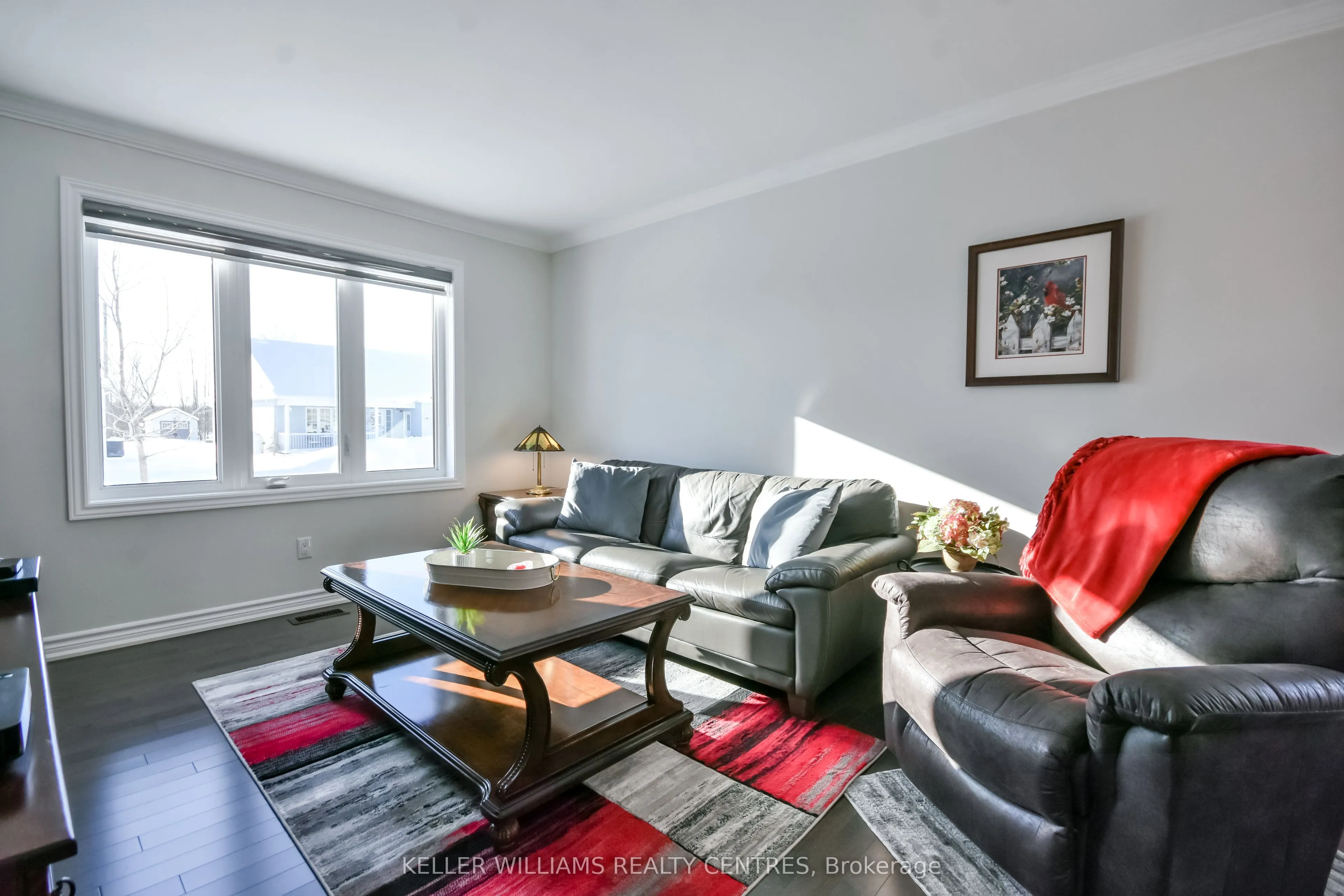 10 Sinclair Crescent