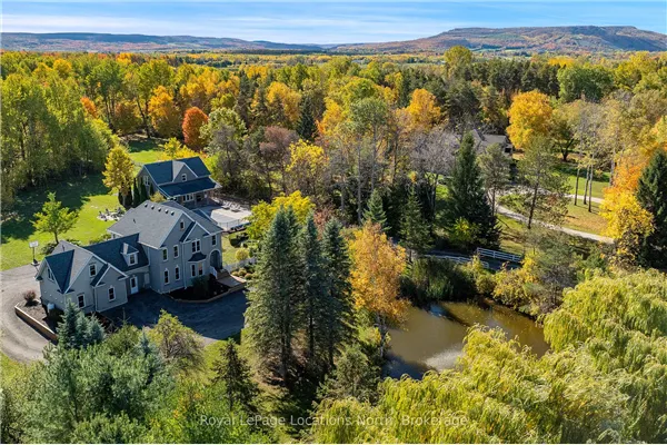 7833 Poplar Side Road