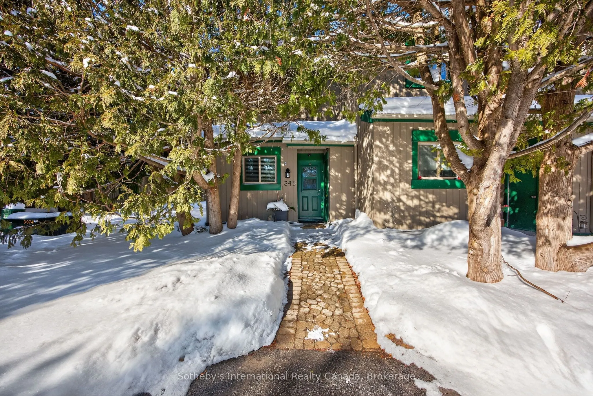 11 Harbour Street W #345