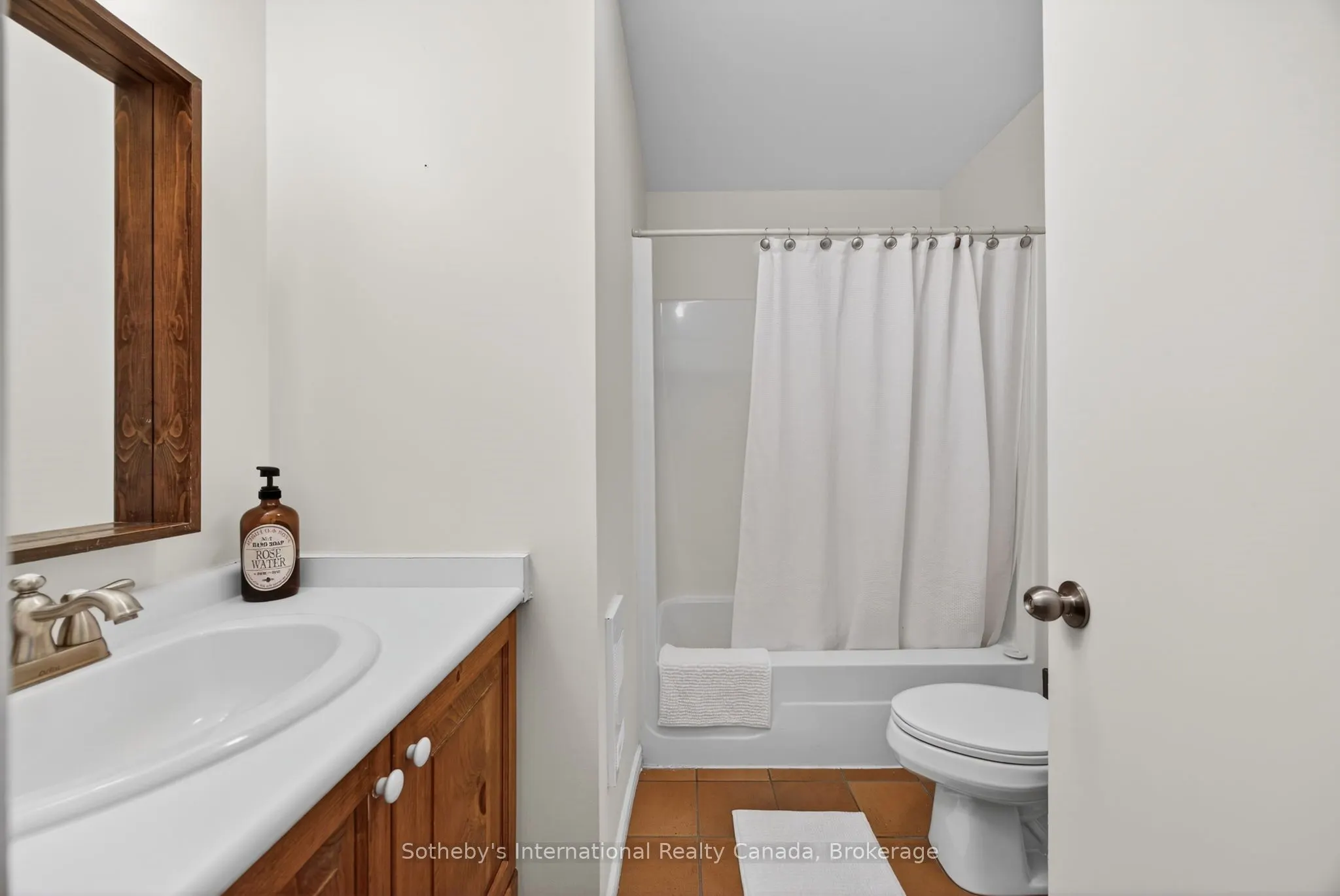 11 Harbour Street W #345