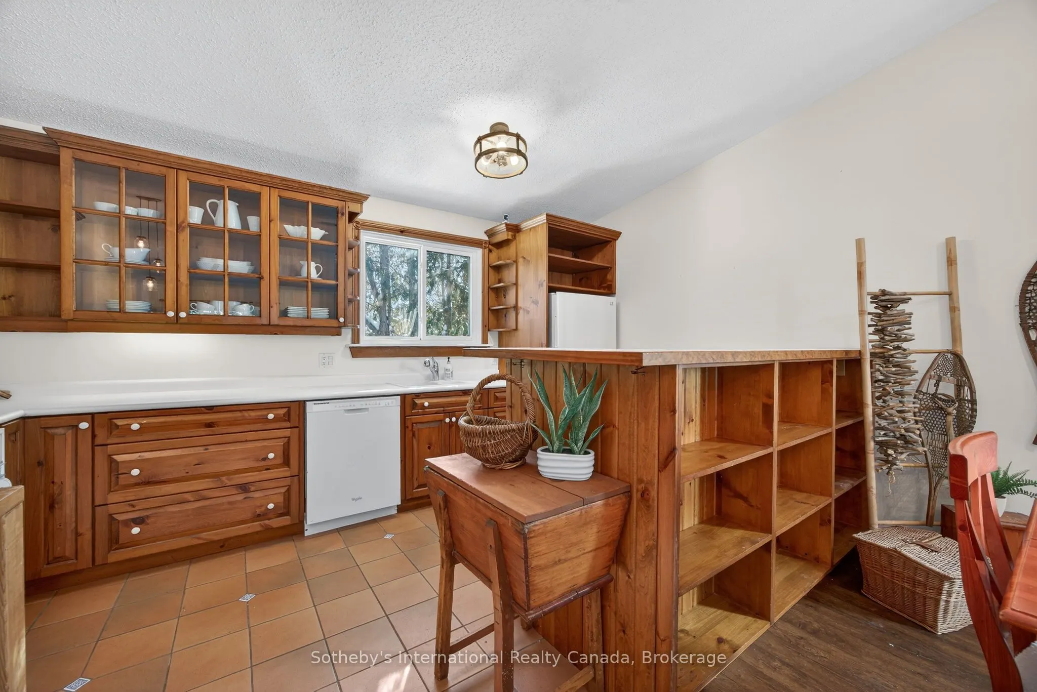 11 Harbour Street W #345