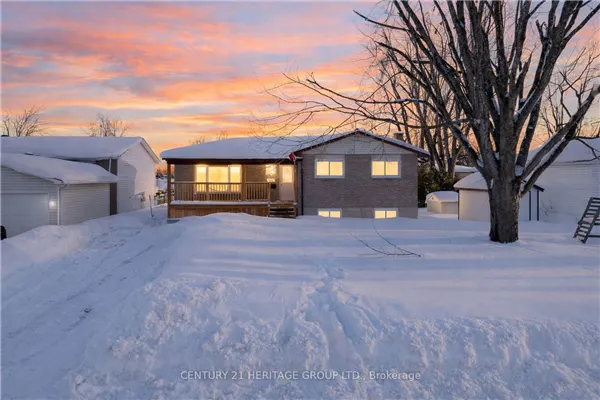 105 Maple Leaf Avenue