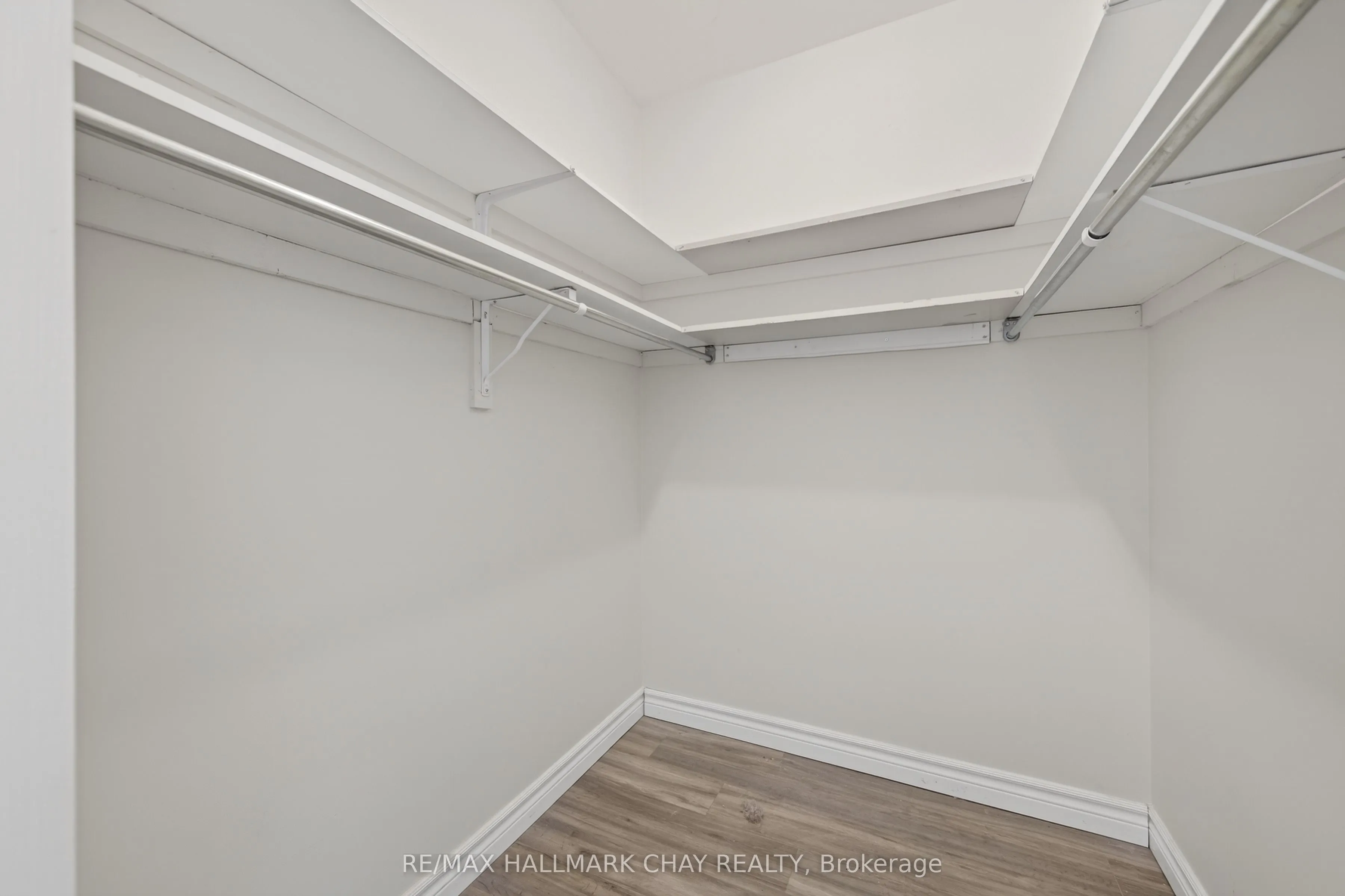275 Huron Street #11