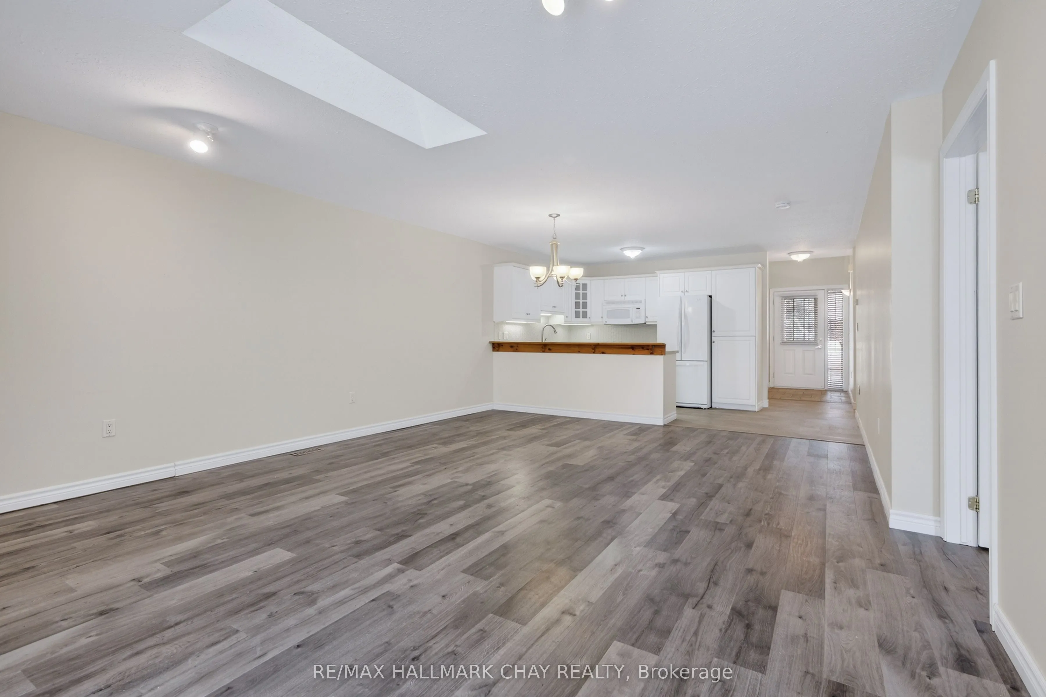 275 Huron Street #11