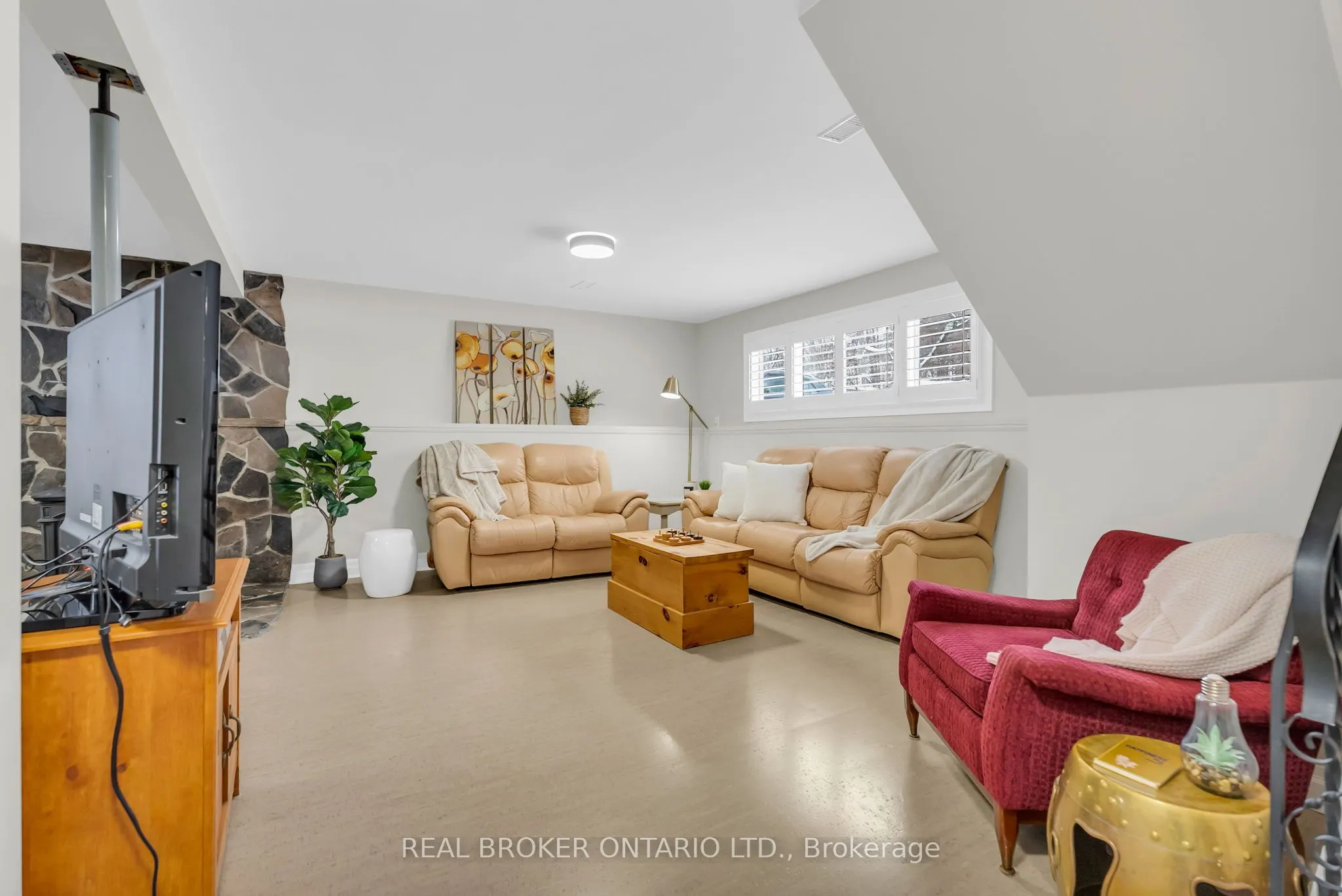 2477 Old Fort Road