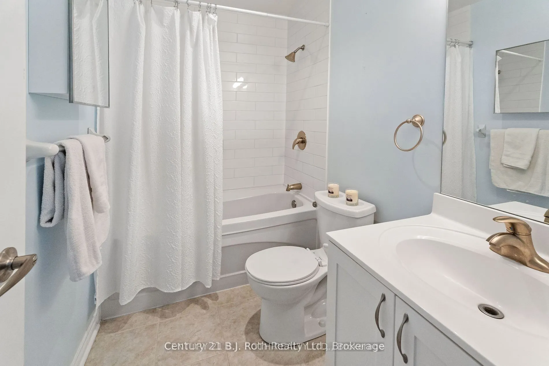 354 Atherley Road #211