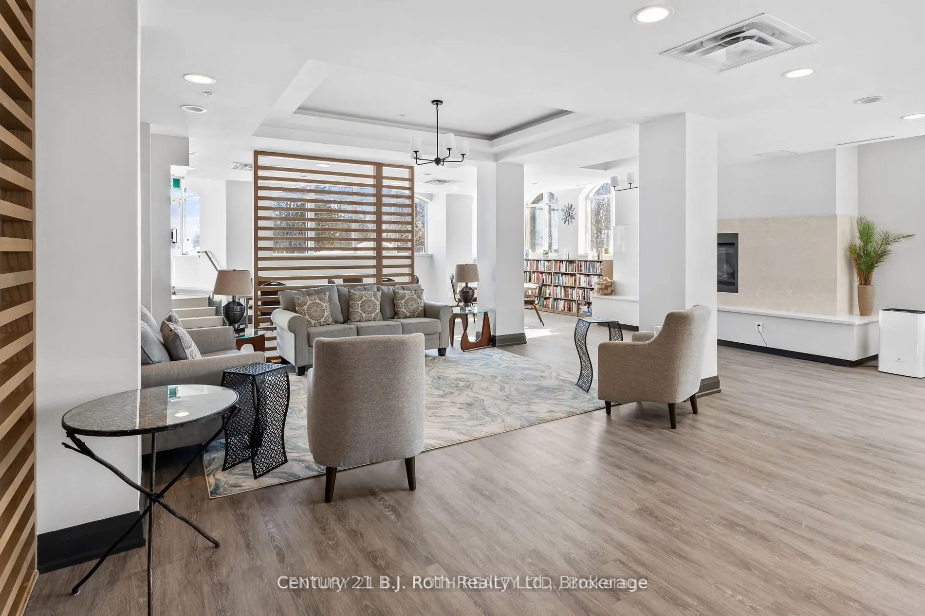 354 Atherley Road #211
