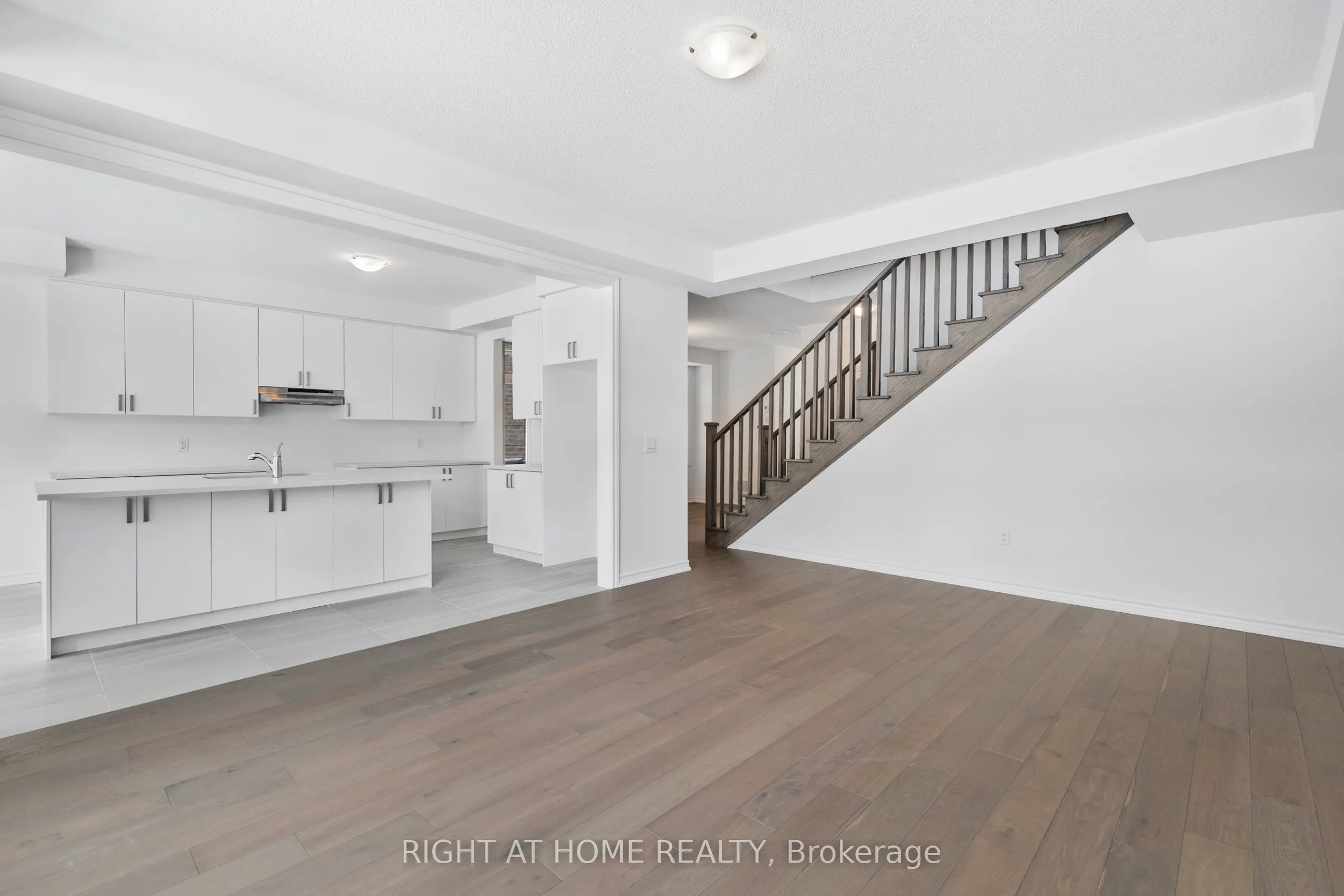 8 Daisy Street