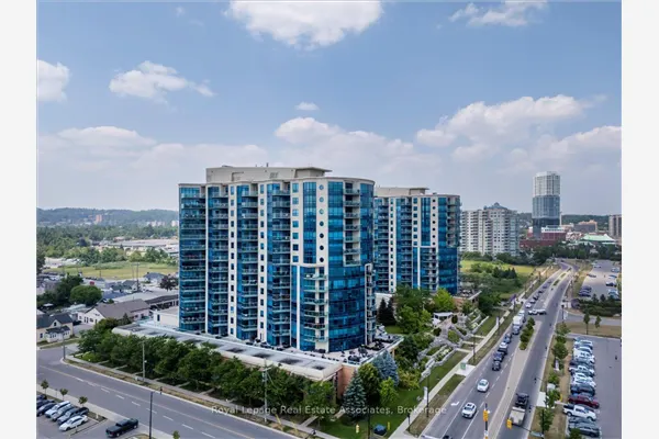 37 Ellen Street #811