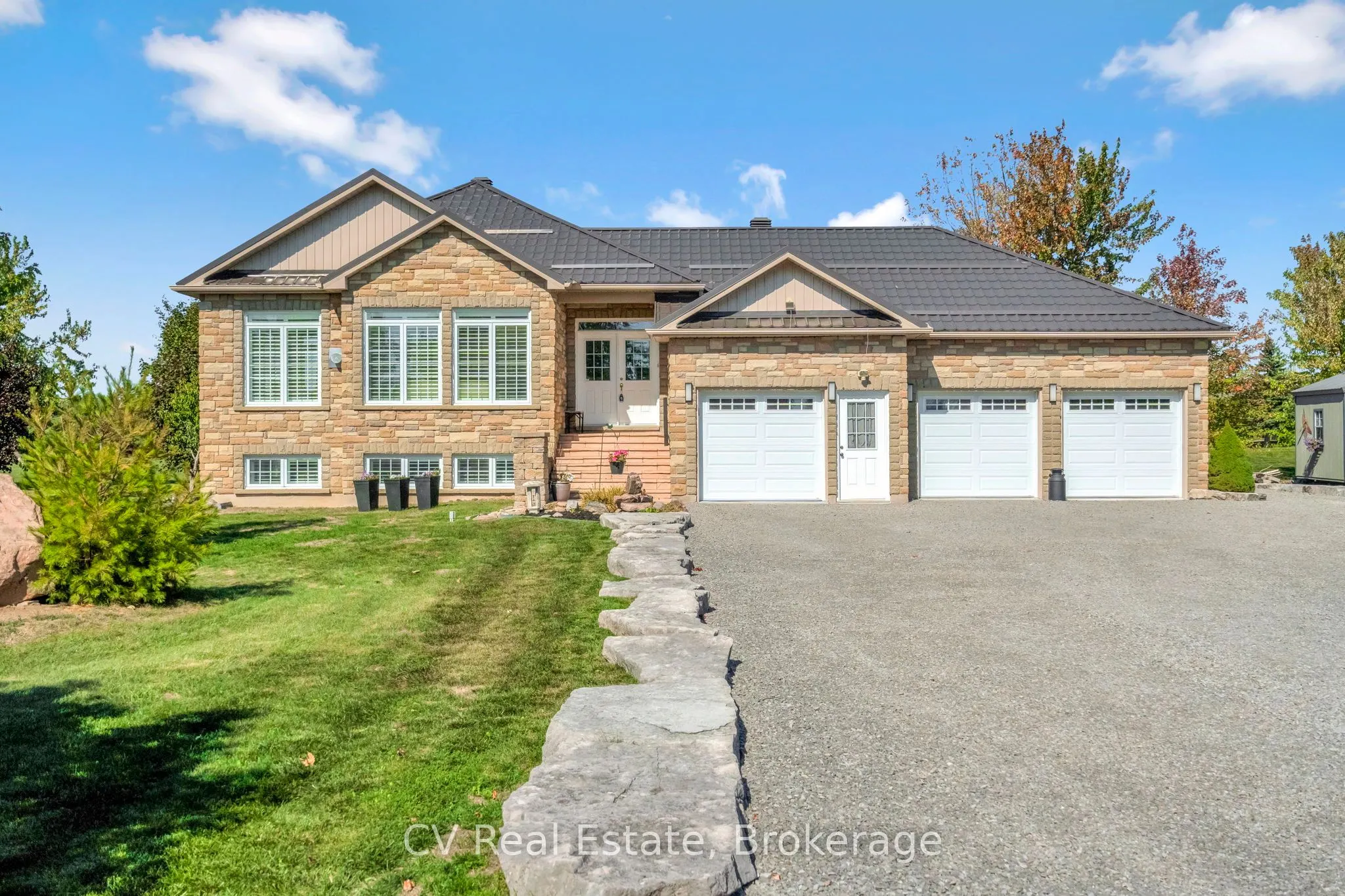 2884 Sunnydale Lane