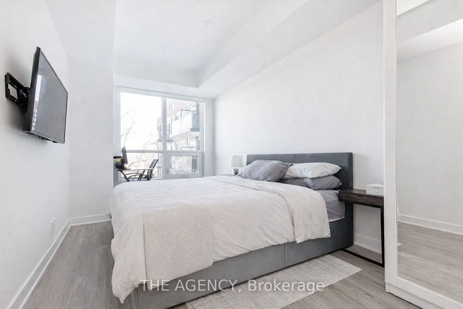 681 Yonge Street #327
