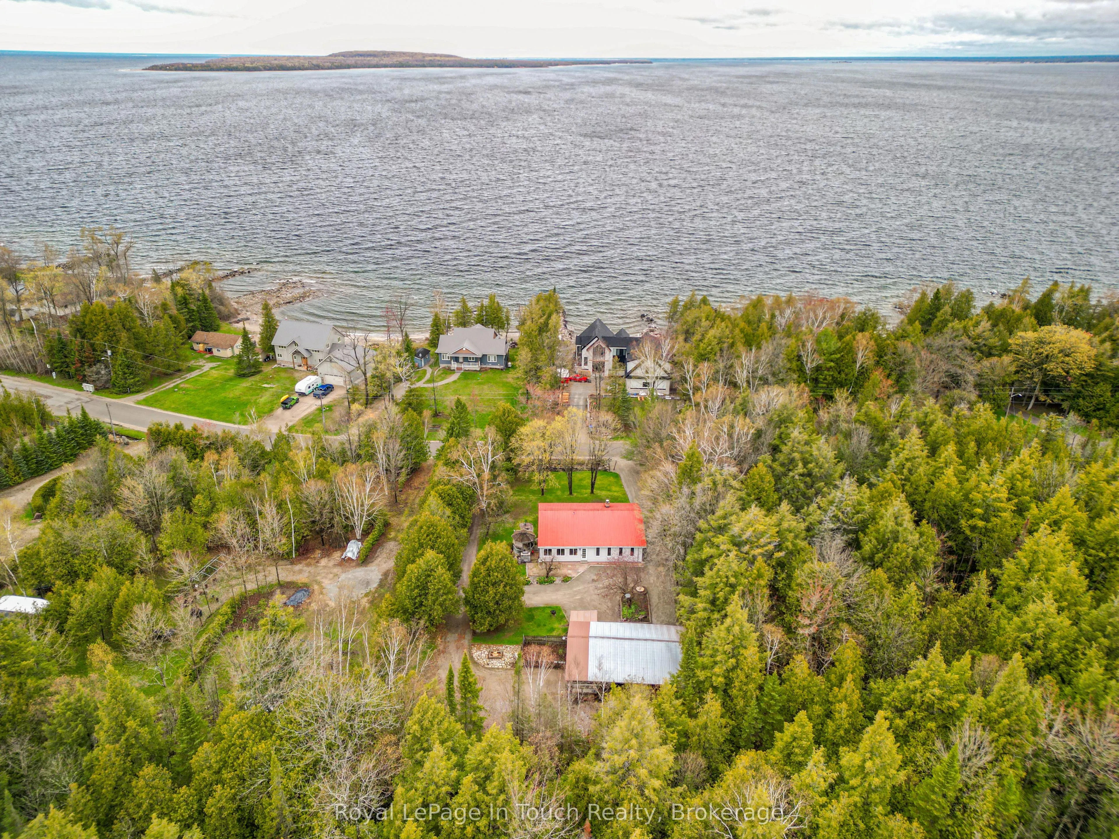 2554 Champlain Road