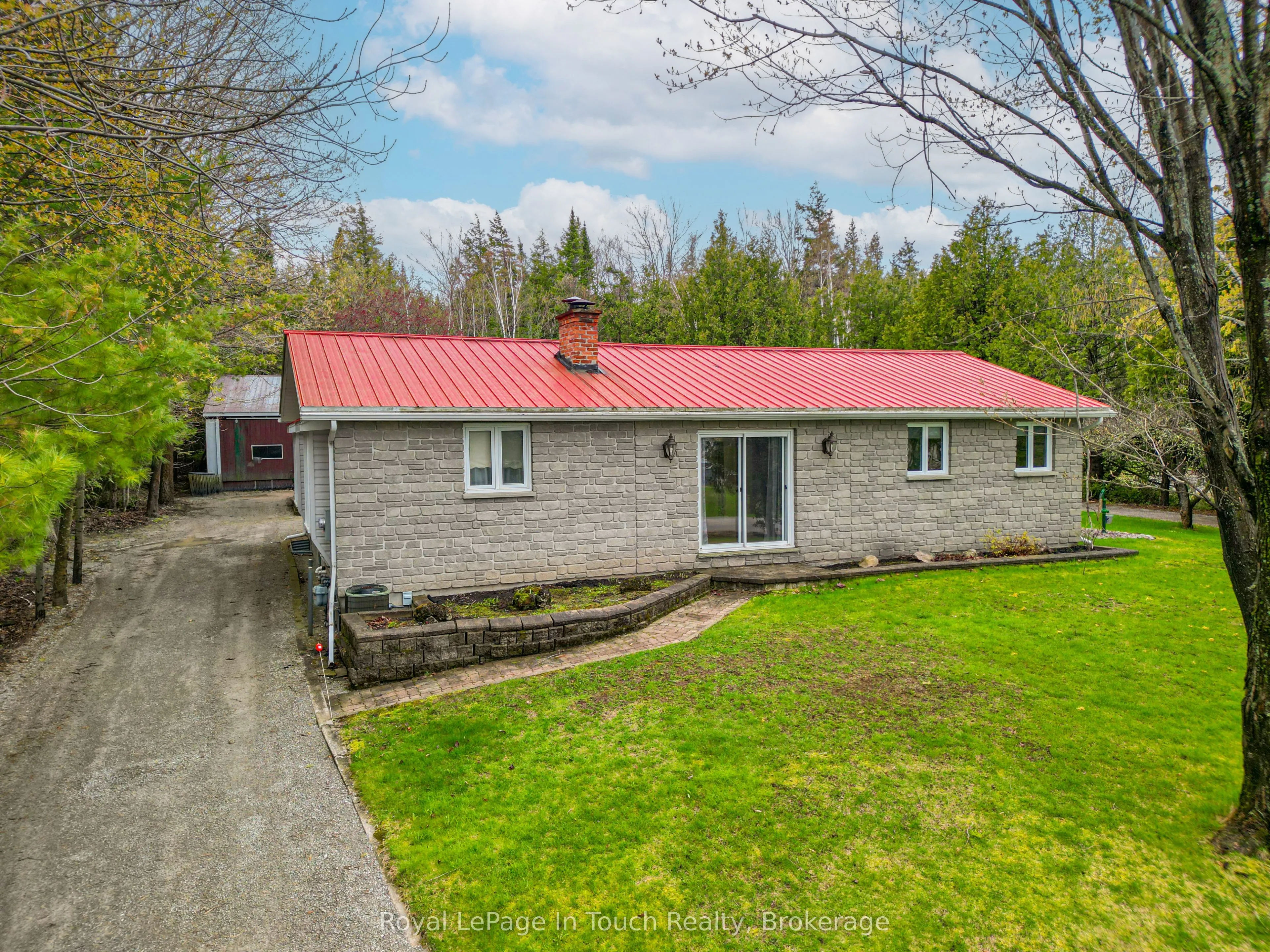2554 Champlain Road