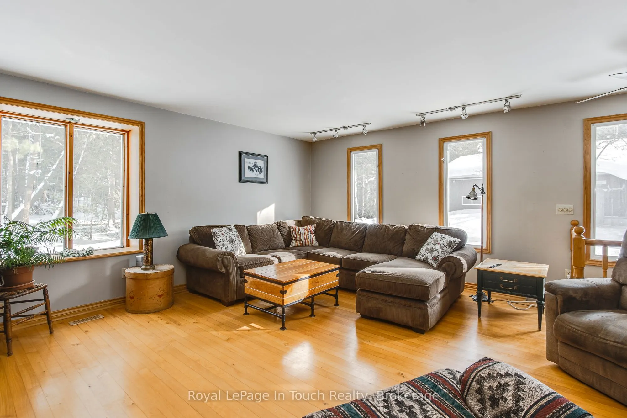 2554 Champlain Road