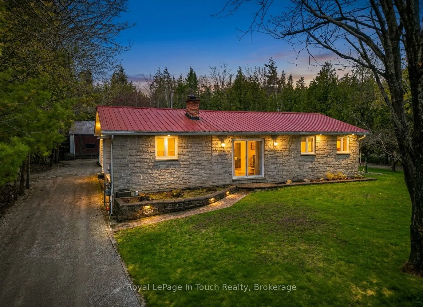 2554 Champlain Road