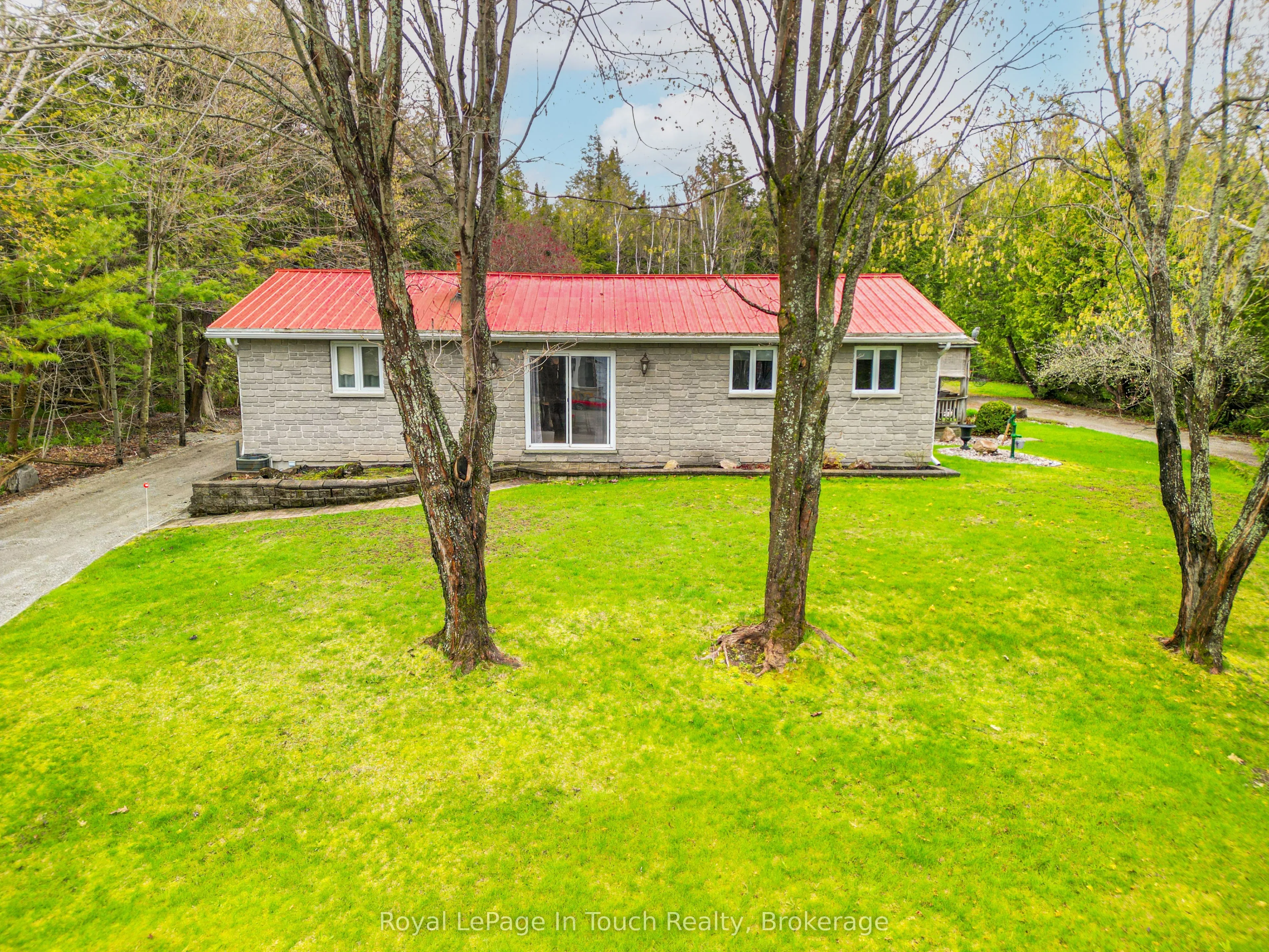 2554 Champlain Road
