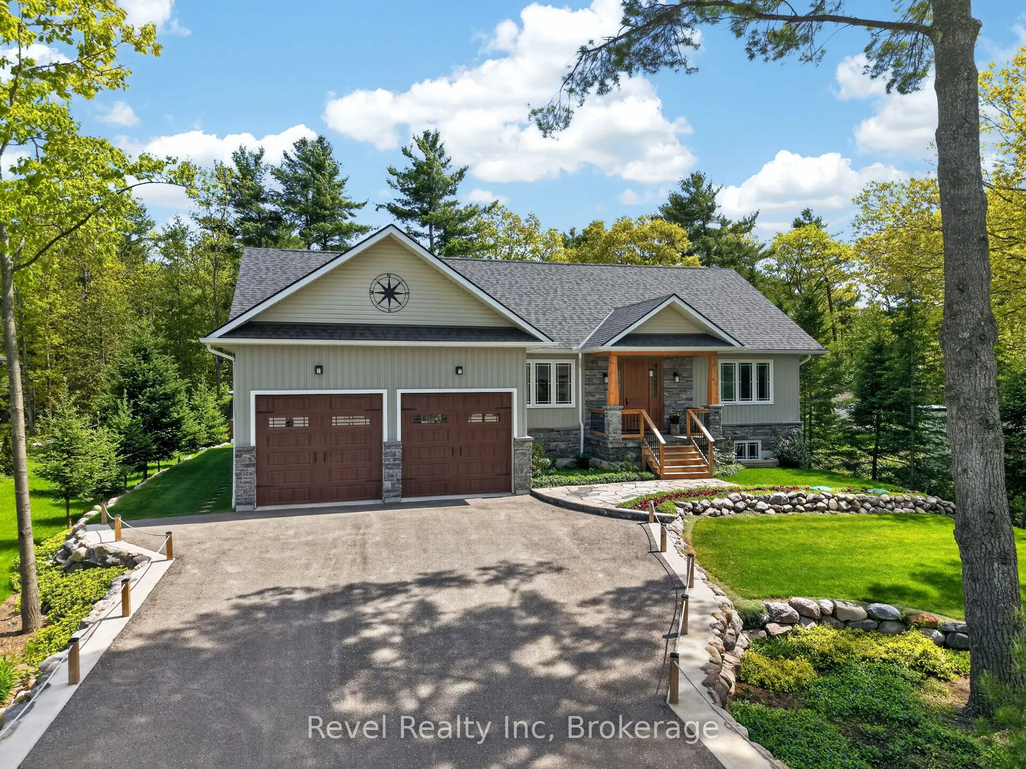 15 Stoney Road
