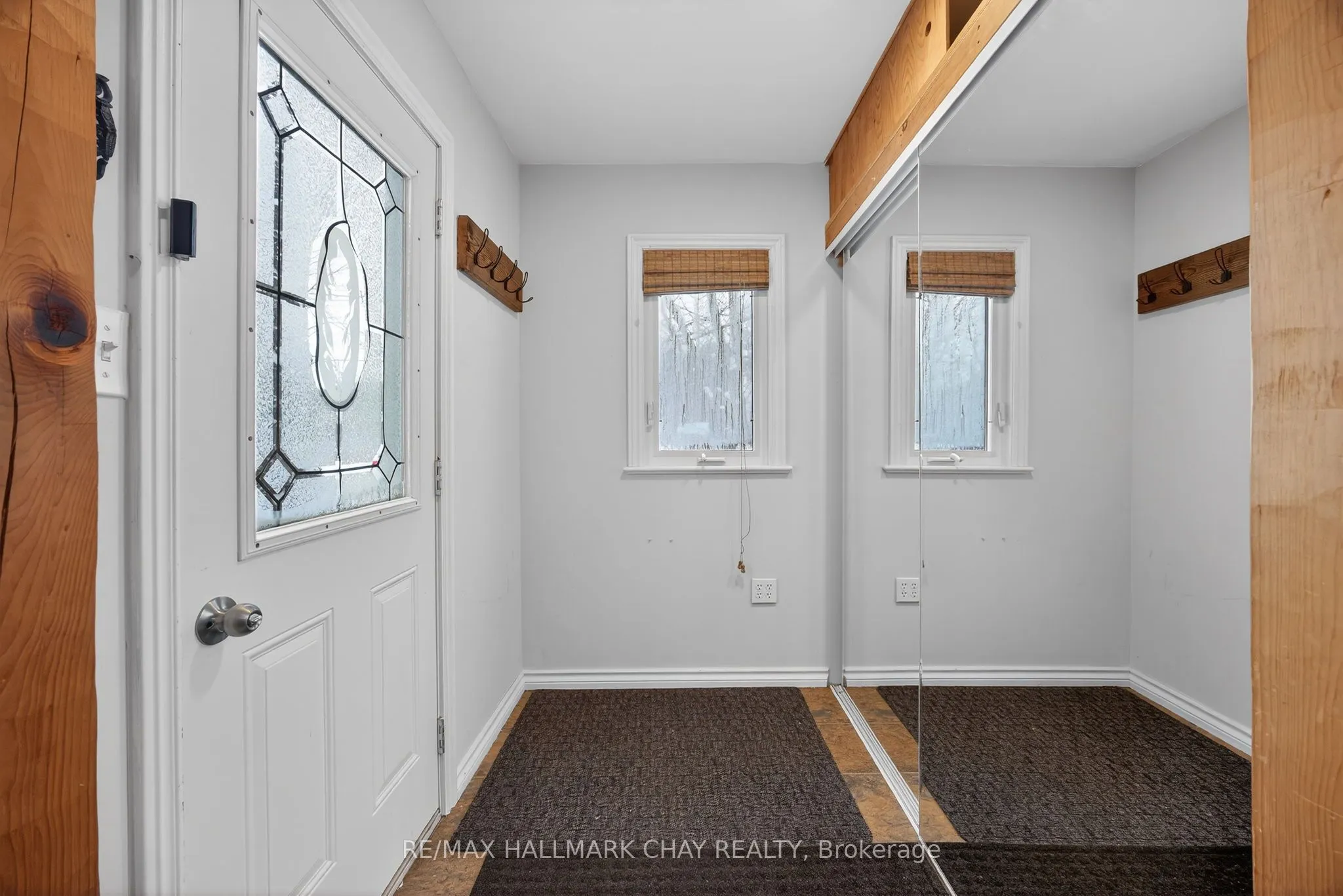 323 BELL Street
