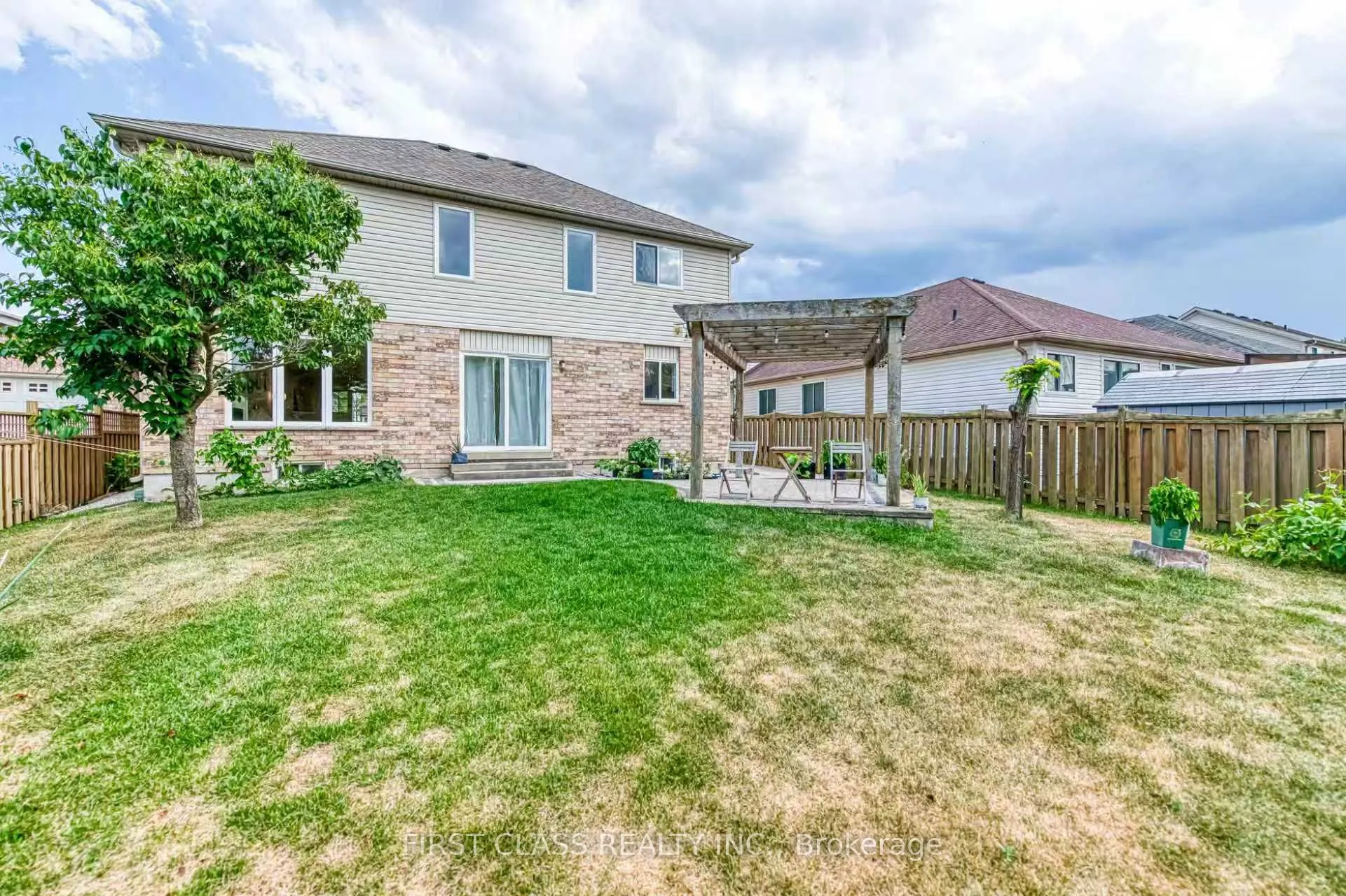 26 COUNTRY Lane