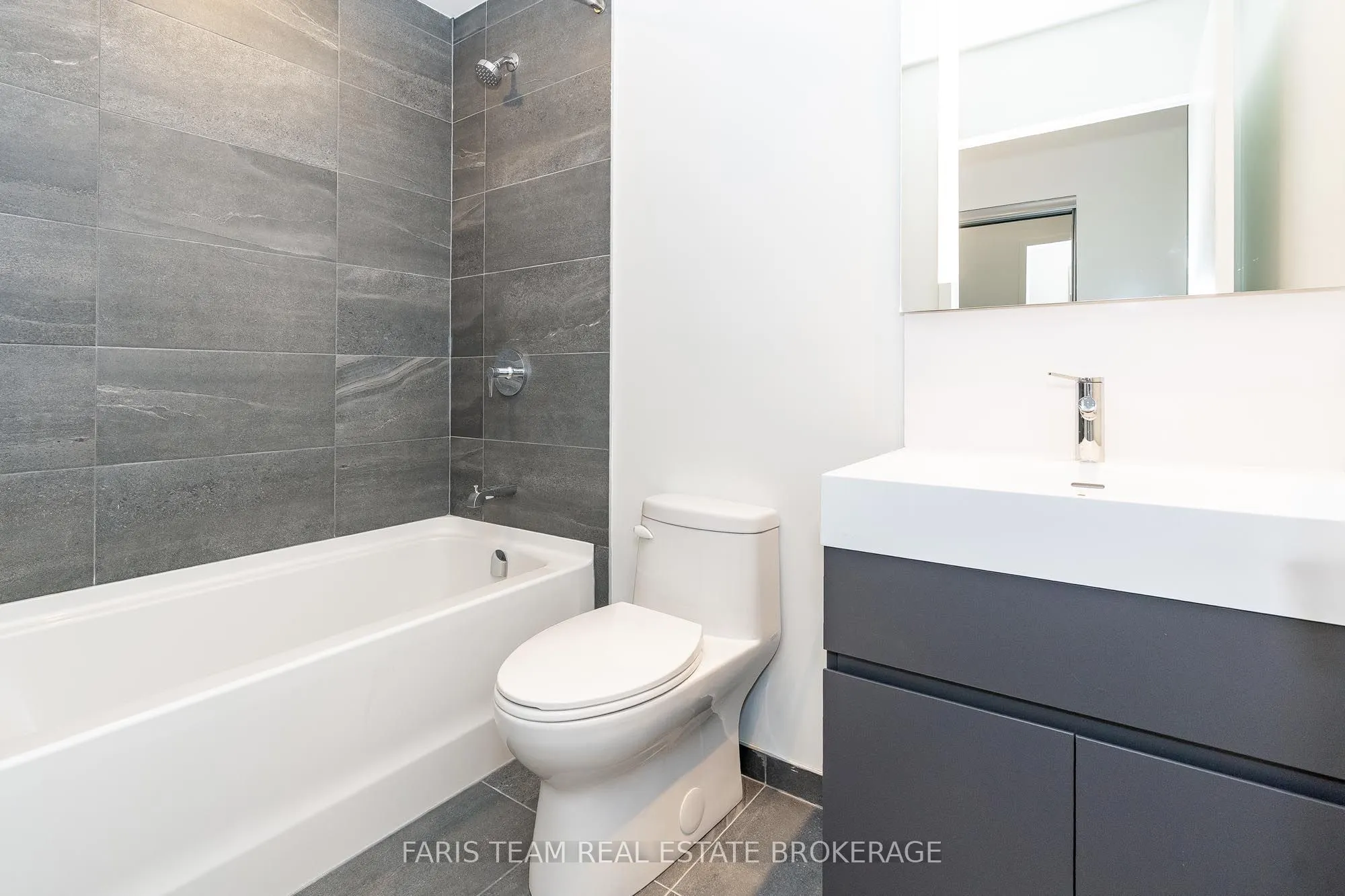 39 Mary Street #3301