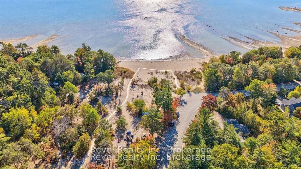 683 Lafontaine Road W