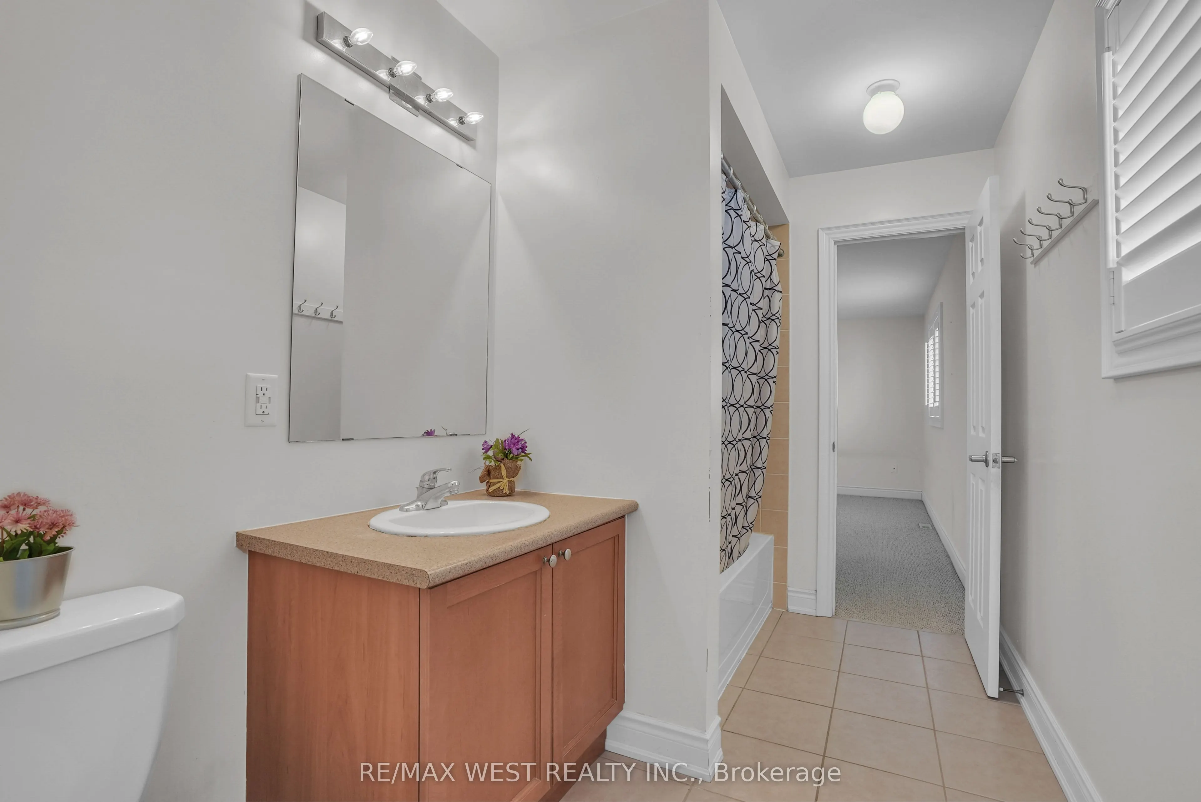 146 Sandringham Drive