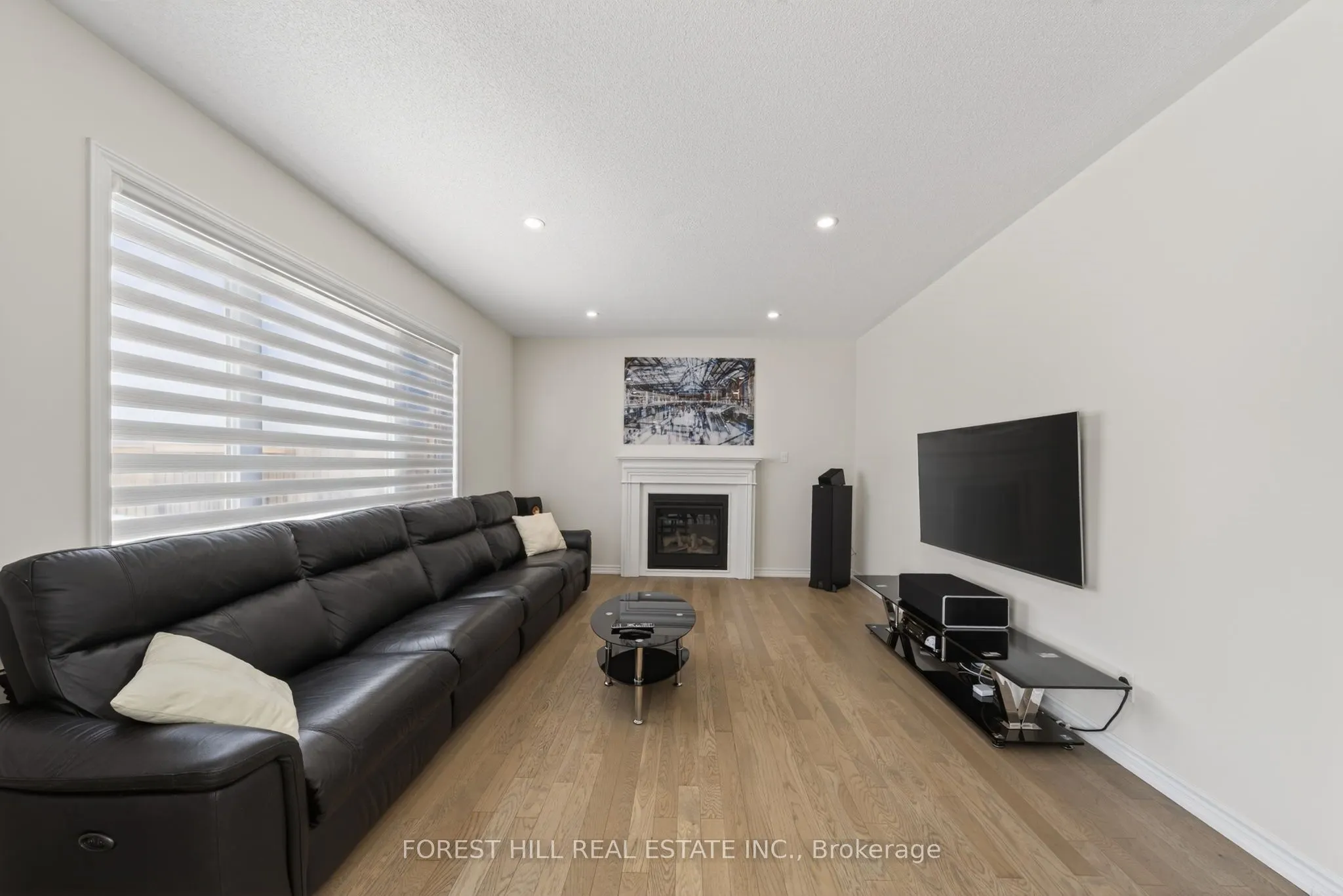 37 Rugman Crescent
