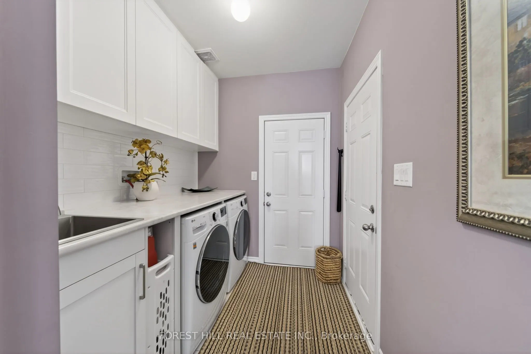 37 Rugman Crescent