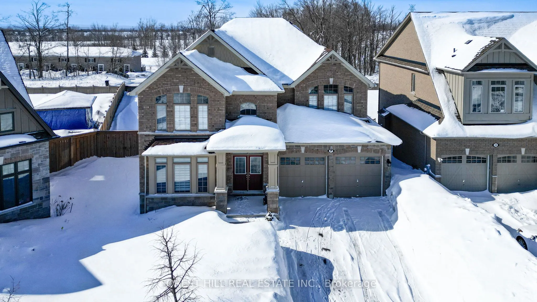 37 Rugman Crescent