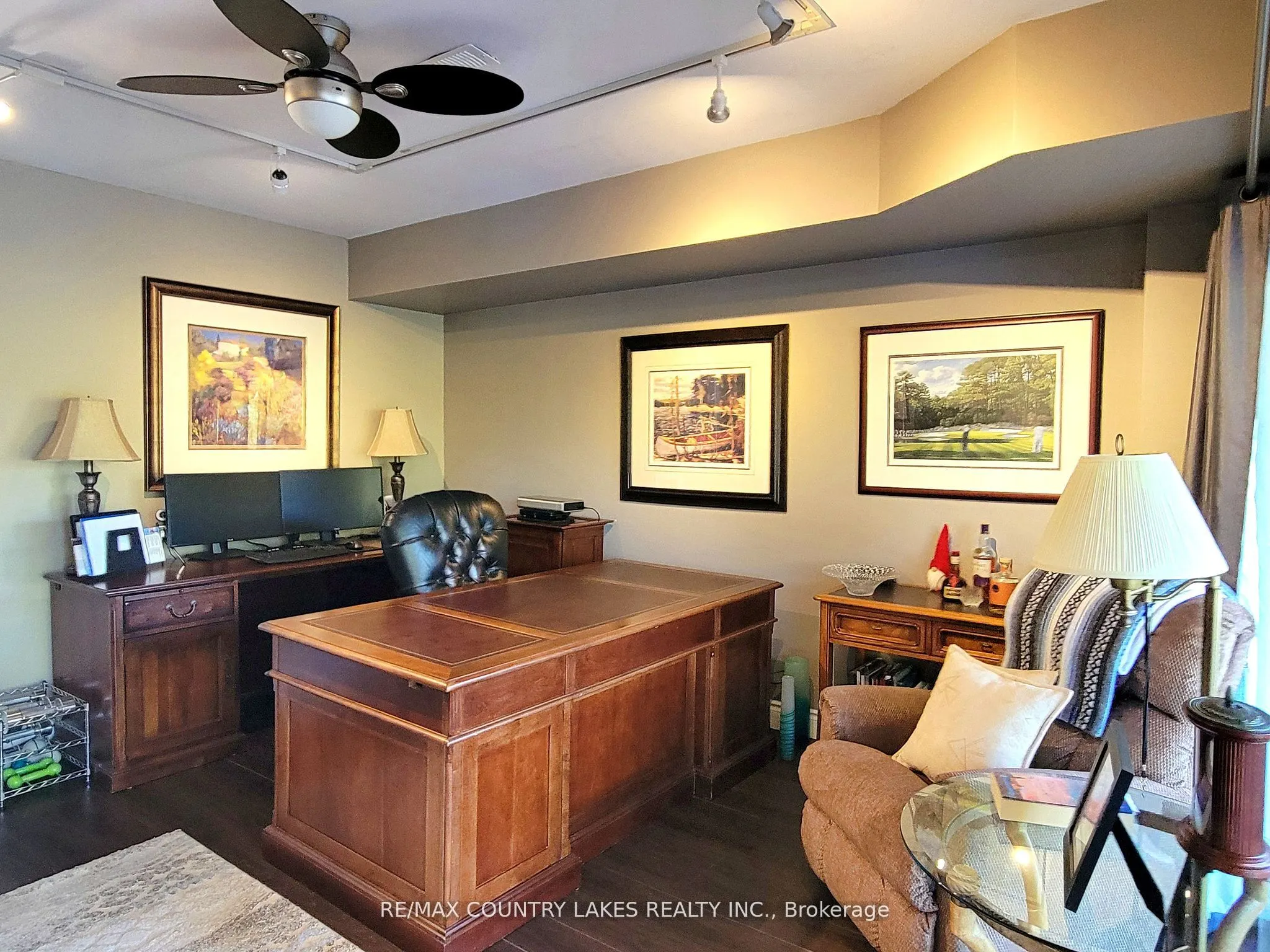 4 Paradise Boulevard #11