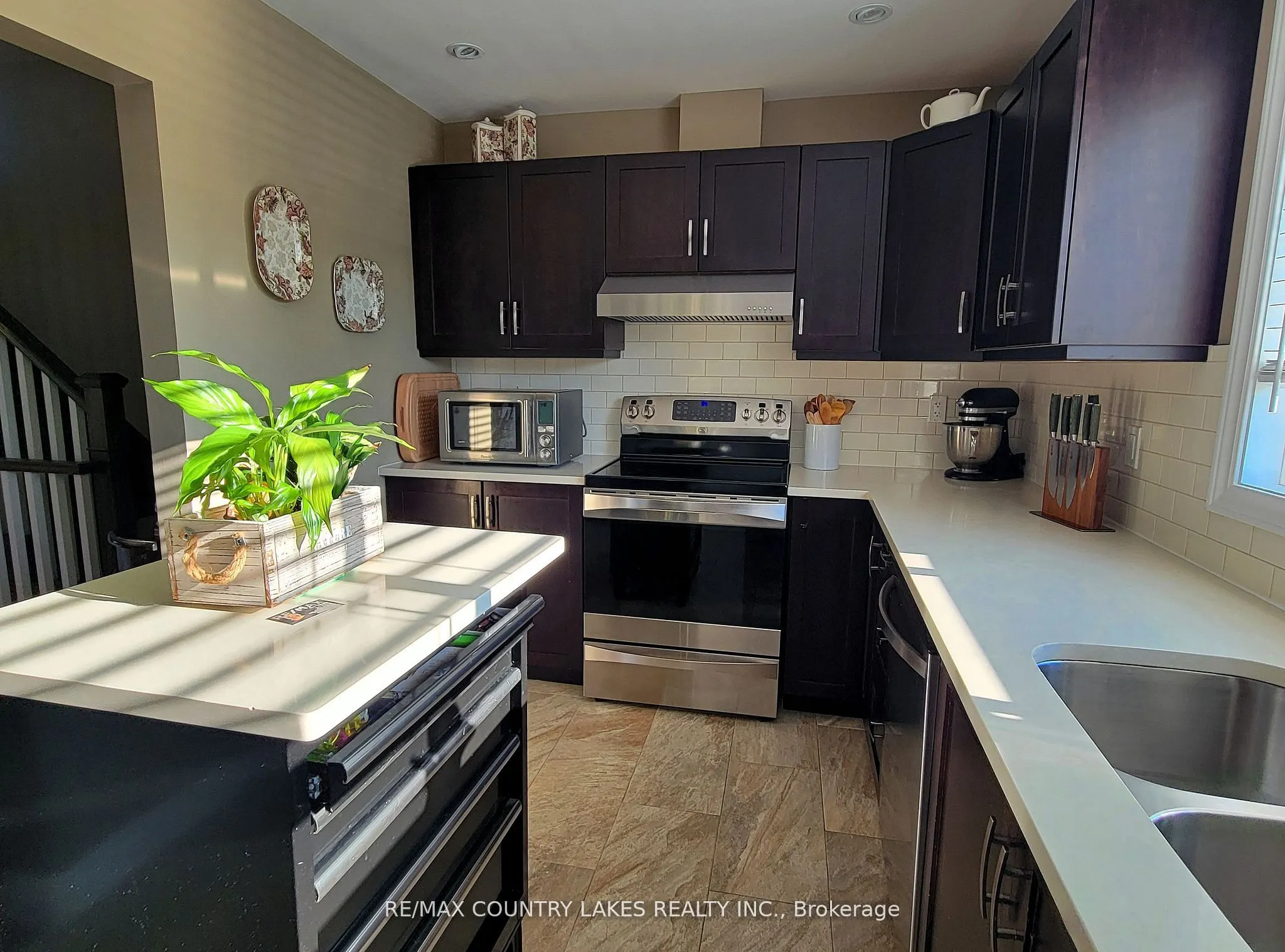 4 Paradise Boulevard #11